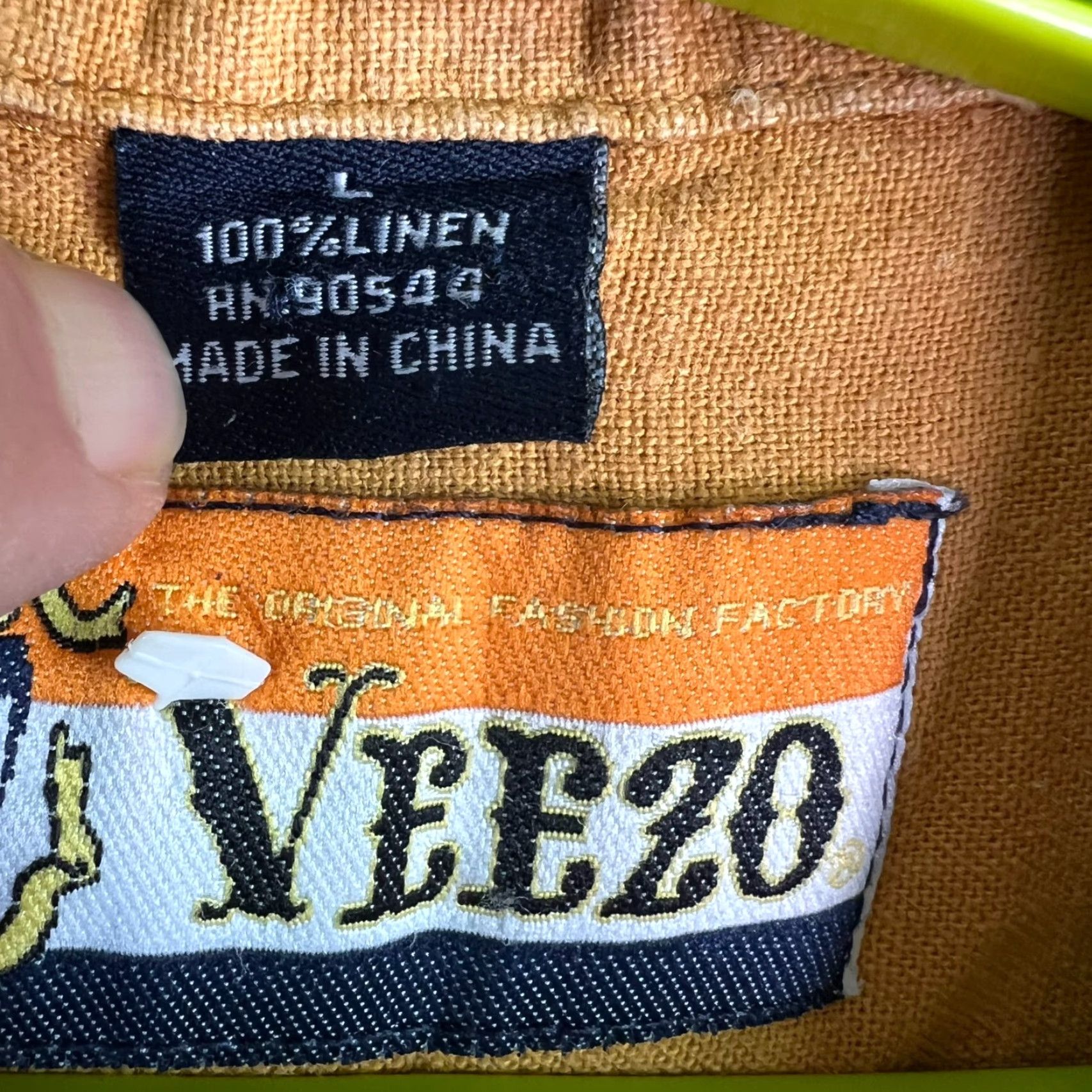 Vintage VEEZO Men's Linen Button-Up Shirt Size L Casual All Seasons Breathable 90s Western Tropical Tan Size US L / EU 52-54 / 3 - 5 Thumbnail