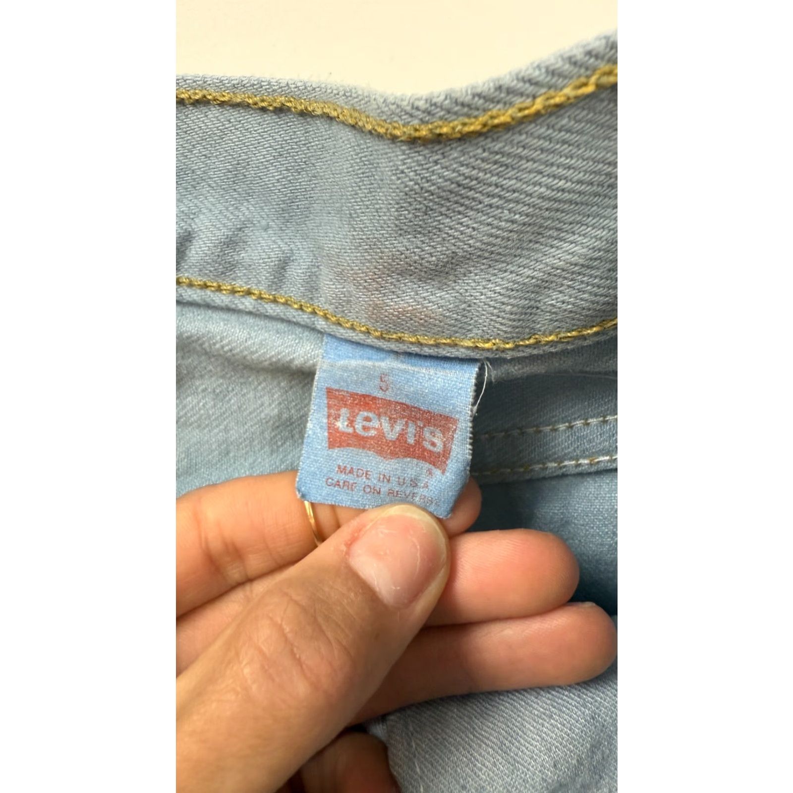 Levi's VINTAGE Levi's Jeans Womens Blue High Rise Straight Leg Raw Hem Paper Tag Red Size 27" / US 4 / IT 40 - 4 Thumbnail