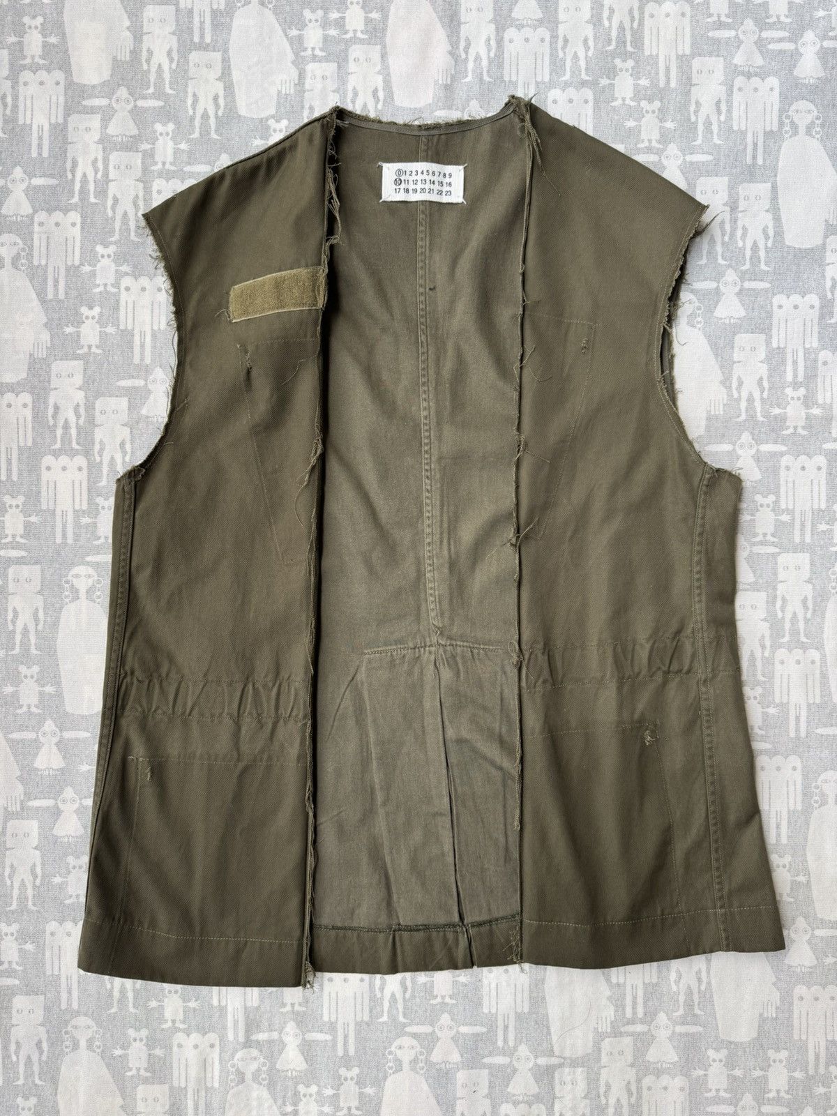 Maison Margiela Maison Martin Margiela SS00 Artisanal Reworked Army Vest Size US S / EU 44-46 / 1 - 13 Thumbnail