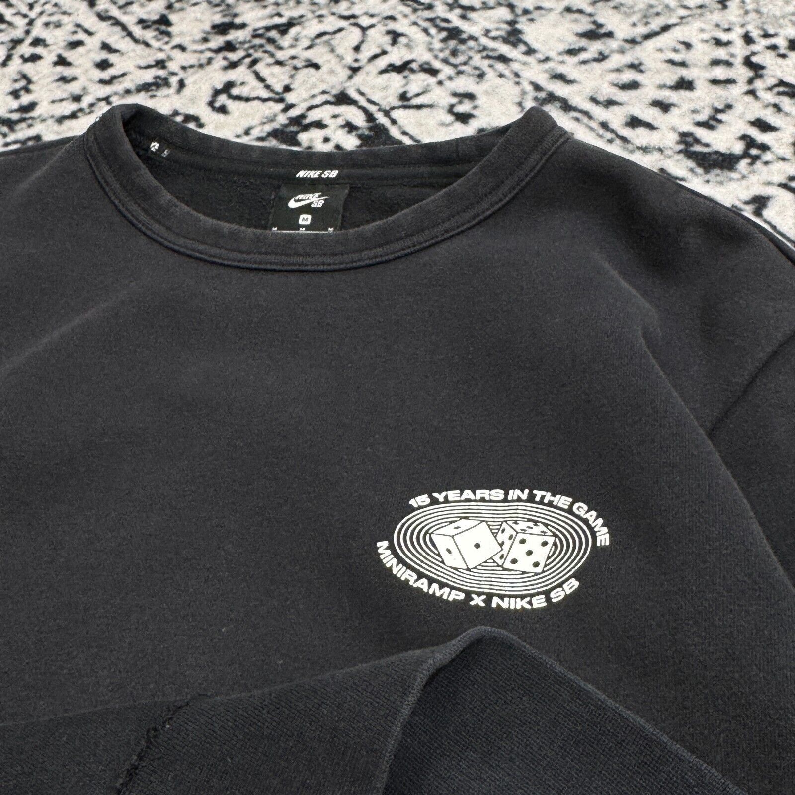 Nike × Vintage Vintage Nike Black Cotton Crewneck Size S Y2K Swoosh Logo Size US S / EU 44-46 / 1 - 11 Thumbnail