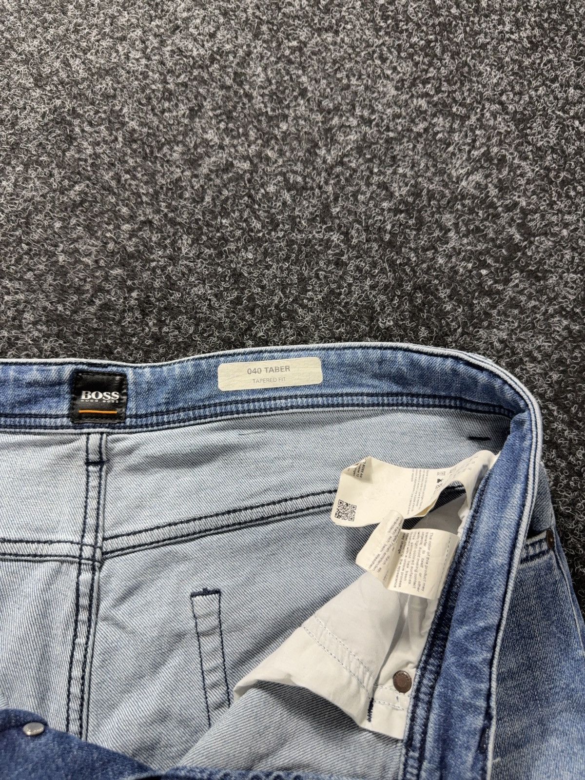 Hugo Boss 00s Hugo Boss Orange Distressed 040 Taber Tapered Jeans W36 Size US 36 / EU 52 - 11 Thumbnail