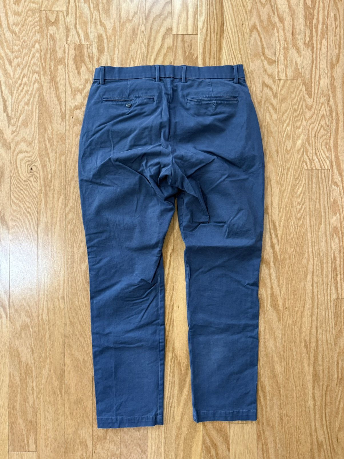 Gap GAP Athletic Taper Pants Blue Chinos Size US 34 / EU 50 - 2 Thumbnail