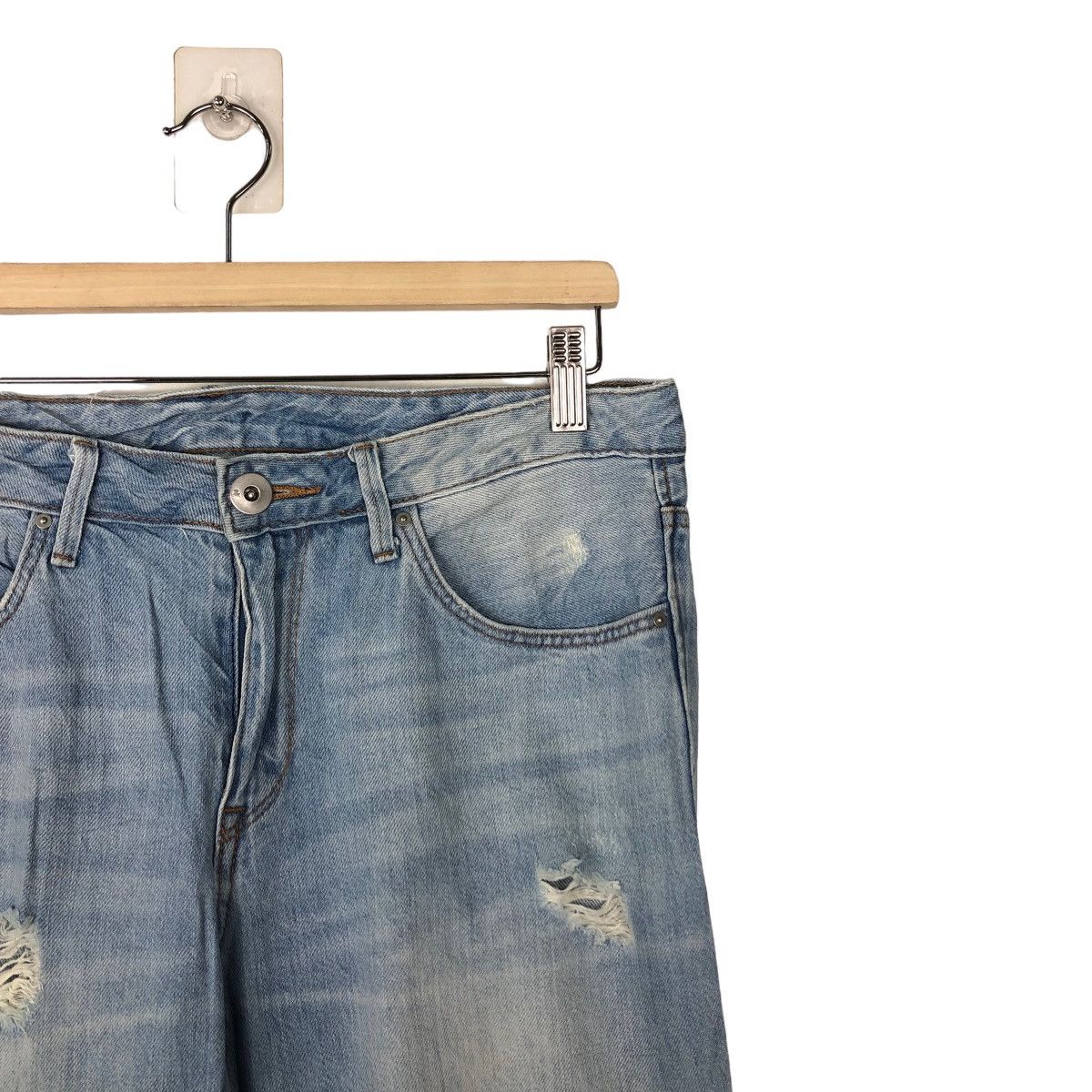 Japanese Brand VINTAGE DISTRESSED DENIM JEANS ZARA Size US 31 - 4 Thumbnail
