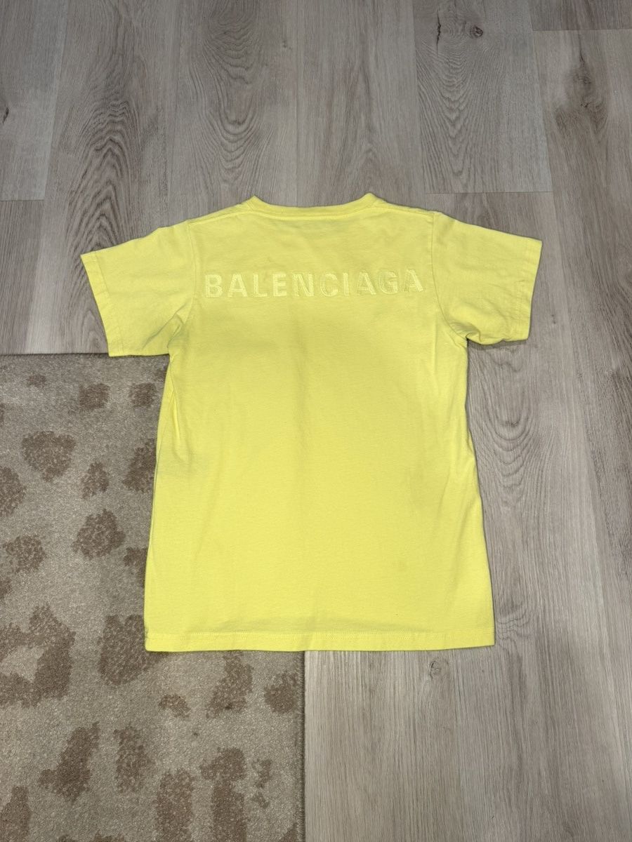 Balenciaga s/s 2019 back logo embroidered tee!! Size US S / EU 44-46 / 1 - 1 Thumbnail