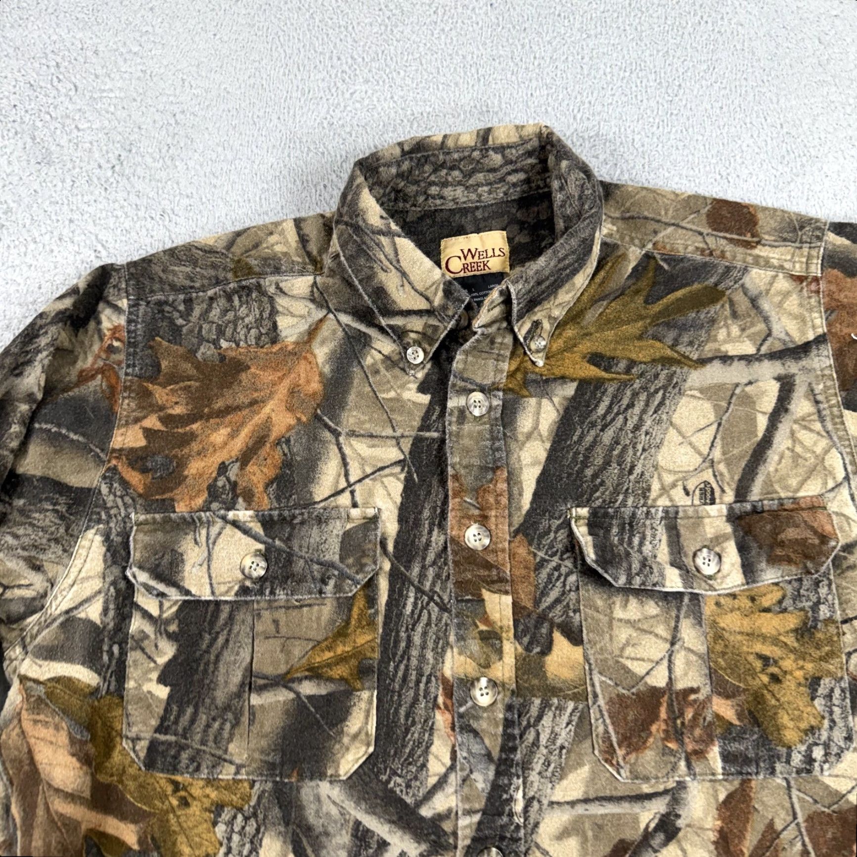 Realtree Wells Creek Shirt Mens Size Large Button Up Hunting Camping Realtree Camouflage Vintage All Seasons Long Sleeve Beig e 100% Cotton Size US L / EU 52-54 / 3 - 2 Thumbnail