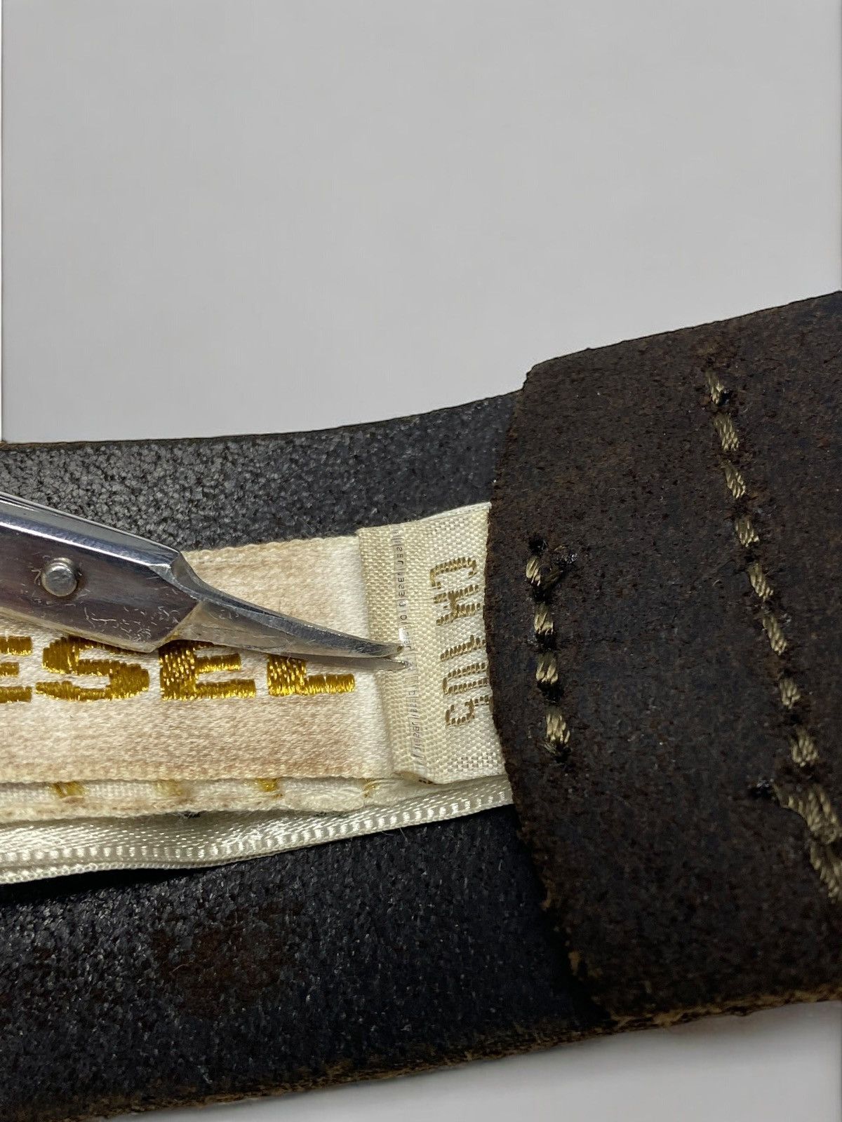 Diesel 🔥 Y2K DIESEL ITALIAN LEATHER BELT DARK BROWN GRUNGE STYLE Size ONE SIZE - 16 Thumbnail