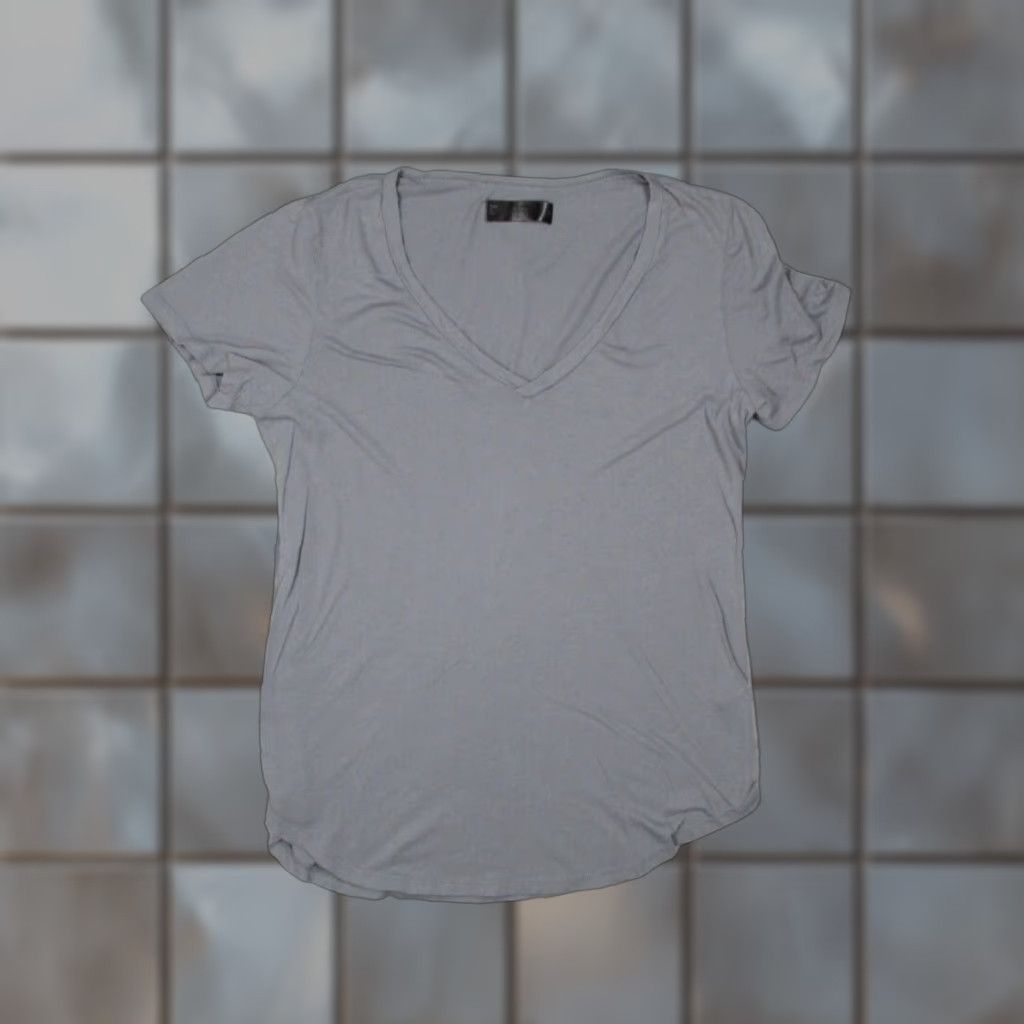 Vintage VINTAGE Evo Women's T-Shirt Adult Large Gray Short Sleeve V-Neck Cotton Blend Made in USA Size L / US 10 / IT 46 - 1 Thumbnail