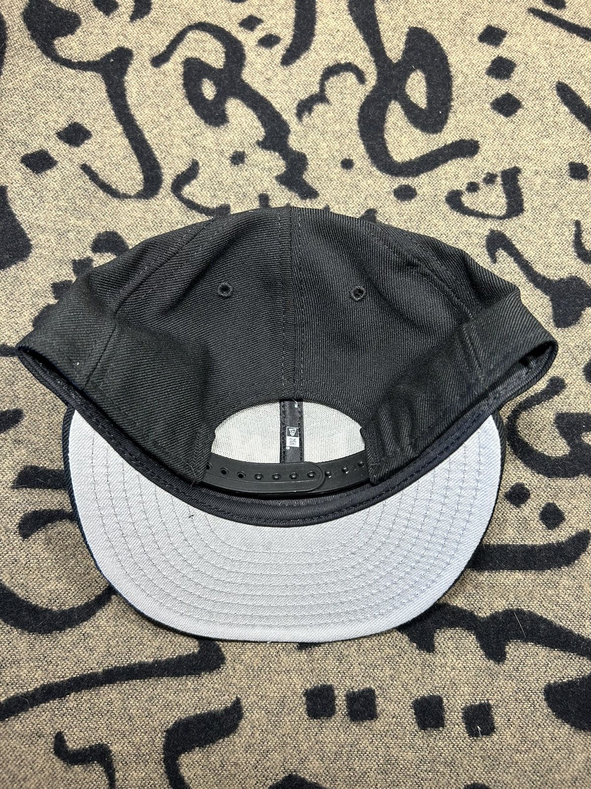 Drake × New Era 2016 Drake x New Era “VIEWS” Promo Snapback Hat Size ONE SIZE - 4 Thumbnail