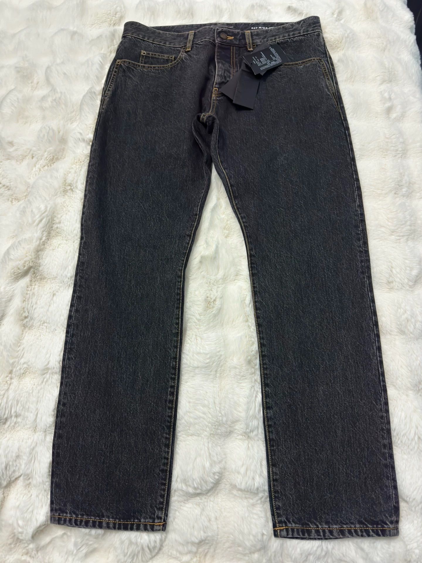 Saint Laurent Paris Saint Laurent Paris Slim fit straight leg jeans Size US 31 - 1 Thumbnail
