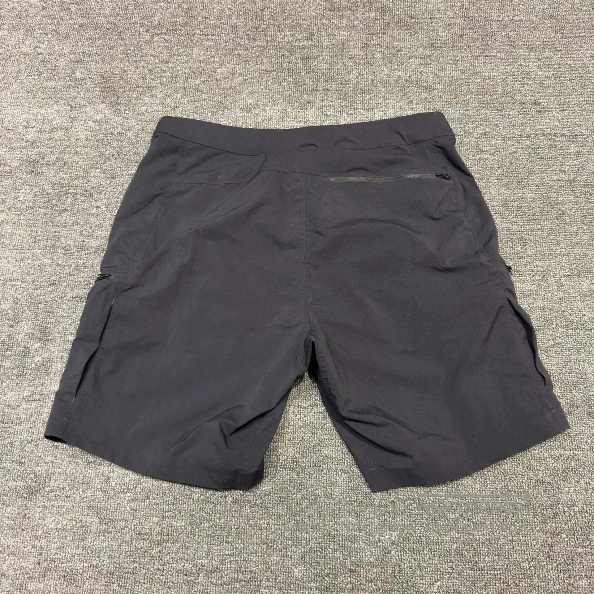 Arc'teryx Arcteryx GAMMA Quick Dry Shorts 9". Size US 32 / EU 48 - 3 Thumbnail