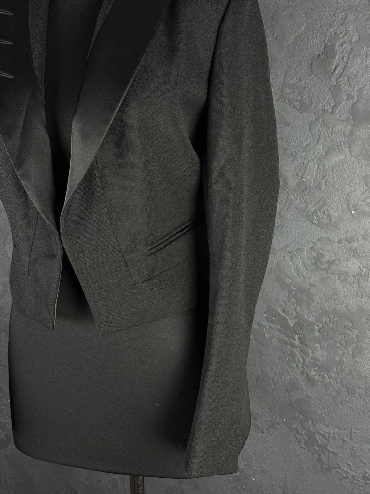 Sandro New Sandro Paris Kama Structural Cropped Black Blazer Jacket Size XS / US 0-2 / IT 36-38 - 6 Thumbnail