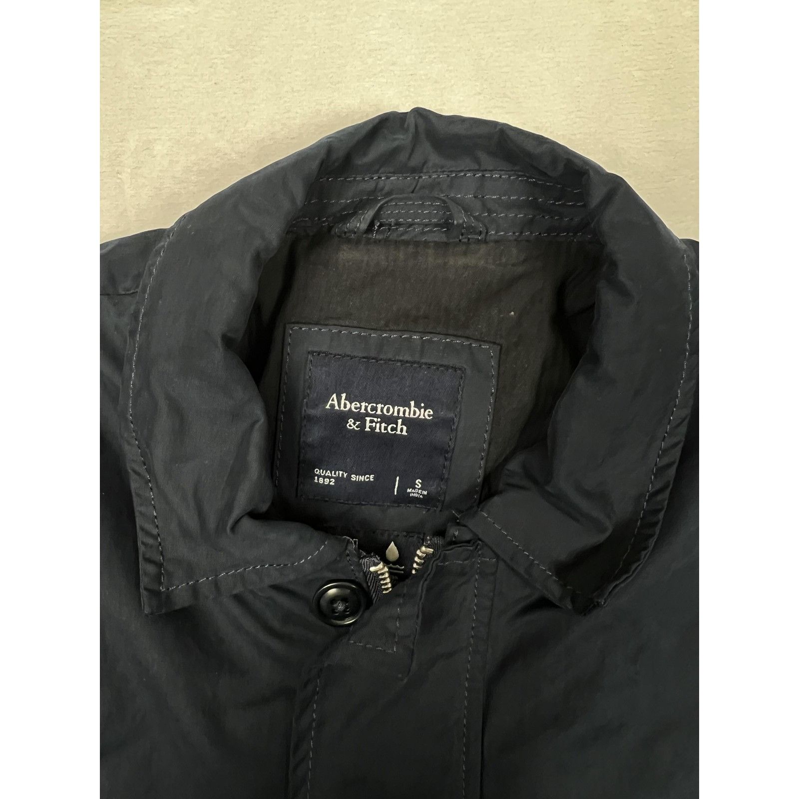 Abercrombie & Fitch Abercrombie & Fitch Jacket Mens Small Navy Windbreaker Lined Size US S / EU 44-46 / 1 - 2 Thumbnail