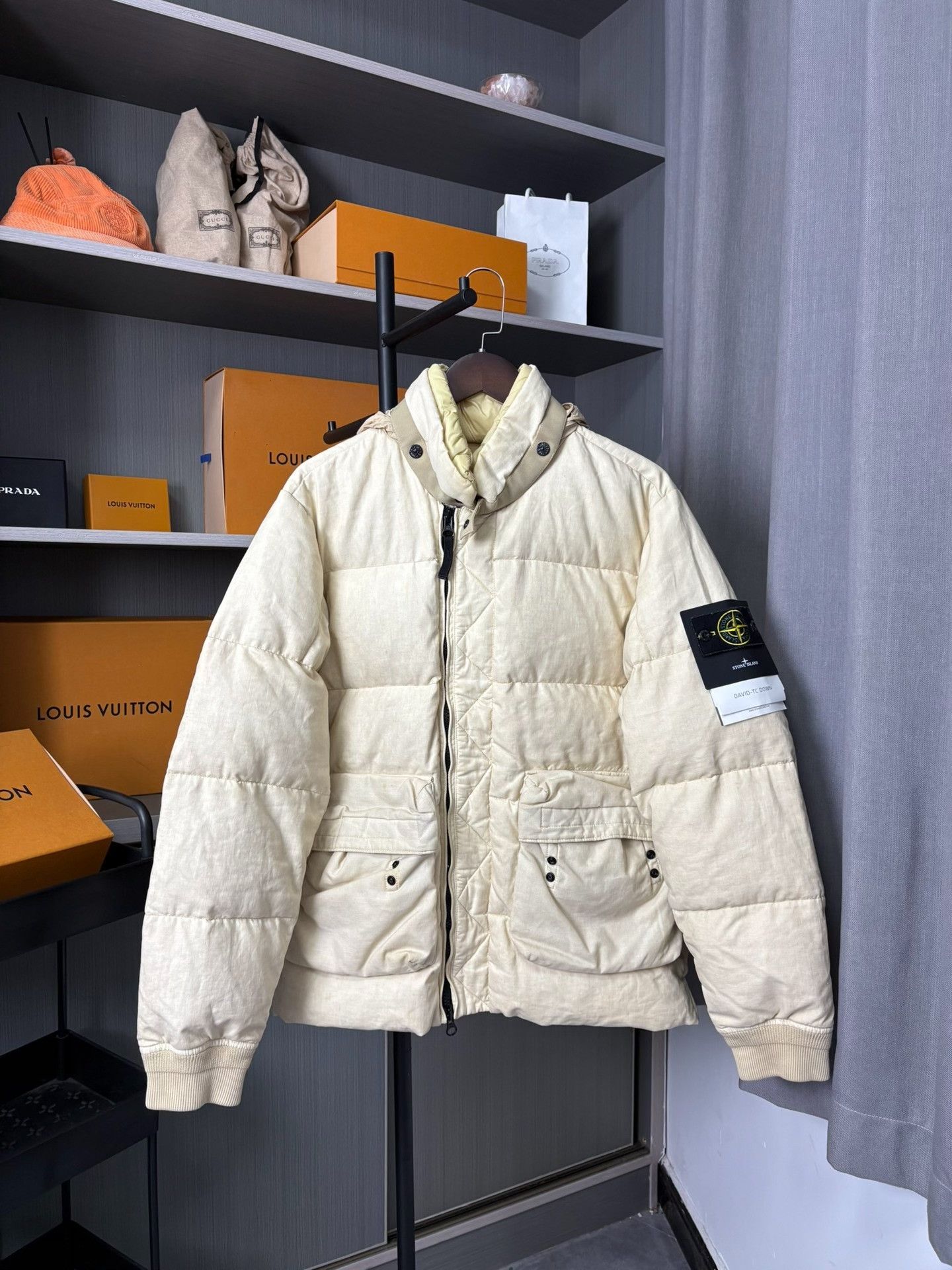 Stone Island Stone Island Down White Heavy Coat M Men Size US M / EU 48-50 / 2 - 1 Thumbnail