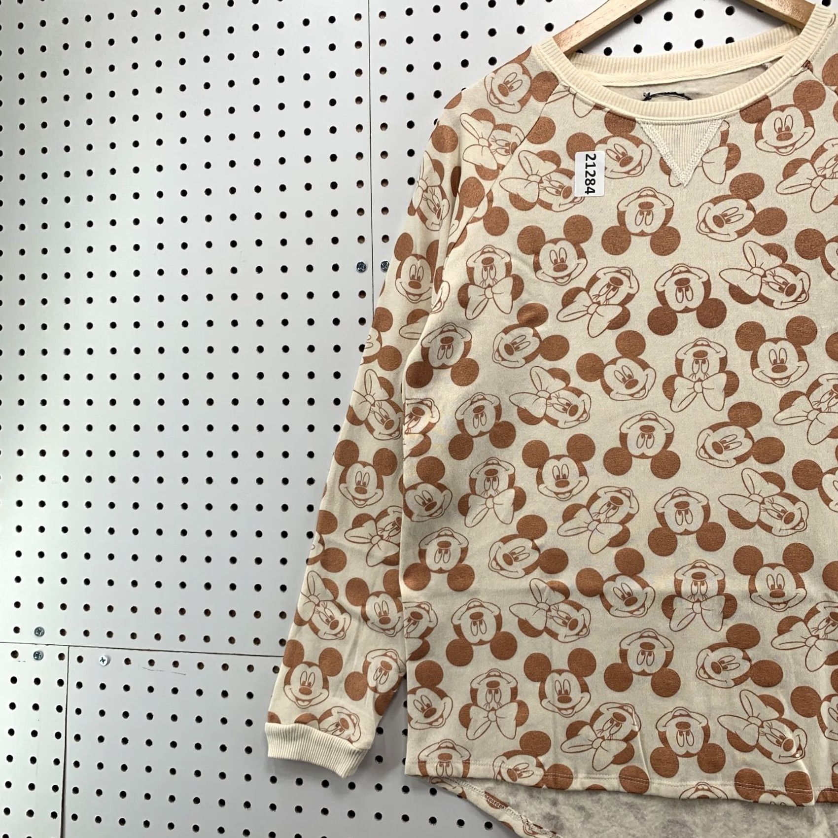 Disney Disney Mickey Mouse Shirt Womens Large Beige Long Sleeve All Over Print 20X26 Size L / US 10 / IT 46 - 3 Thumbnail