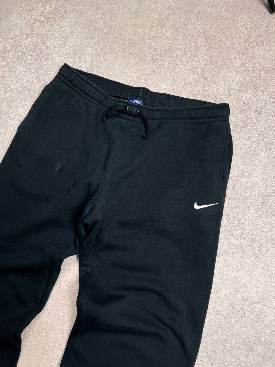 Other Vintage Nike Swoosh Baggy Cotton Sweatpants Y2K XL Size US 36 / EU 52 - 2 Thumbnail