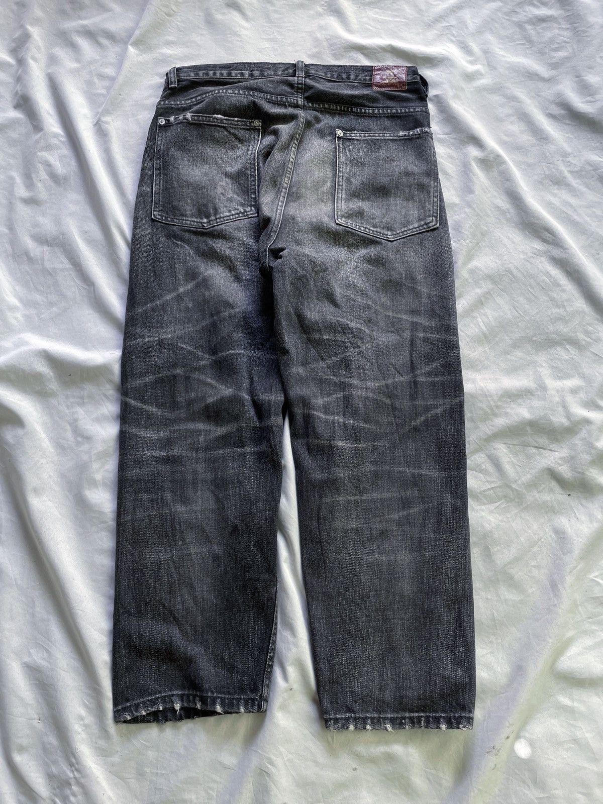 Madness MADNESS DISTRESSED BAGGY DENIM PANTS SELVEDGE Size US 34 / EU 50 - 15 Thumbnail