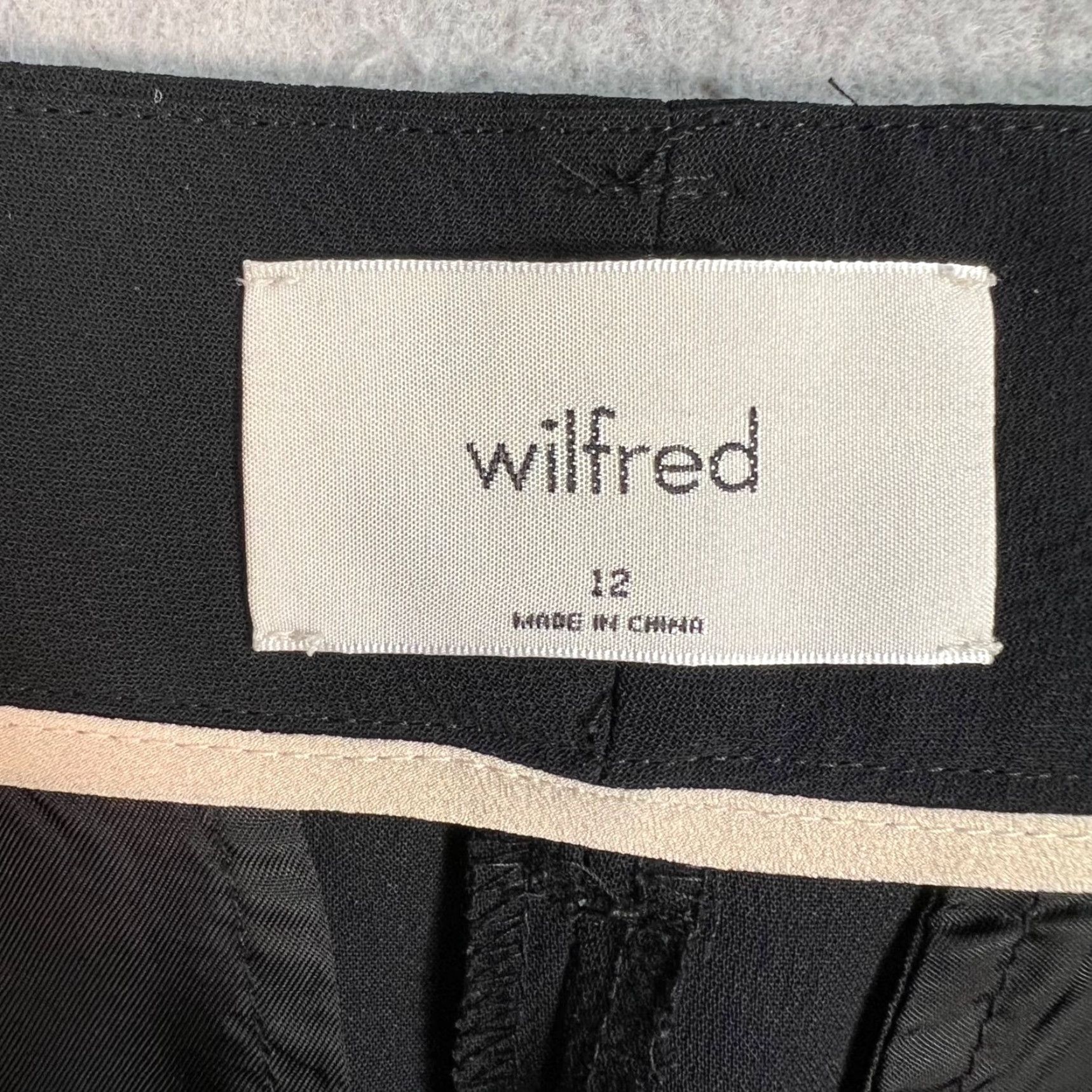 Vintage Wilfred Womens Pants Black Tapered High-Waist 12 Adult Inseam 24 Pockets Dress Style Mens? Womens Size 34" / US 12 / IT 48 - 3 Thumbnail