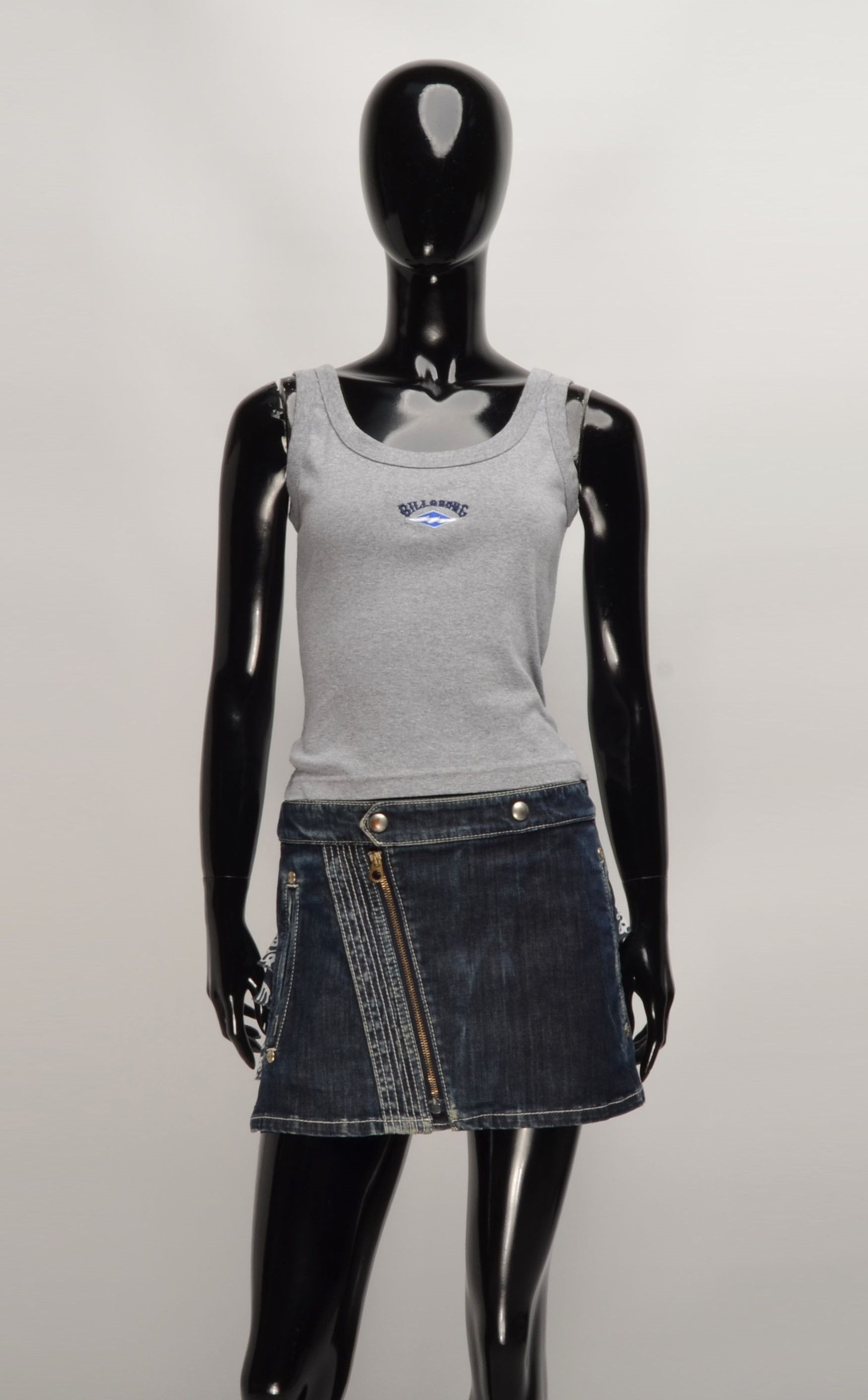 Billabong × Designer × Vintage Vintage Billabong Y2K Kidcore Logo Cropped Tank Top Size S / US 4 / IT 40 - 1 Thumbnail