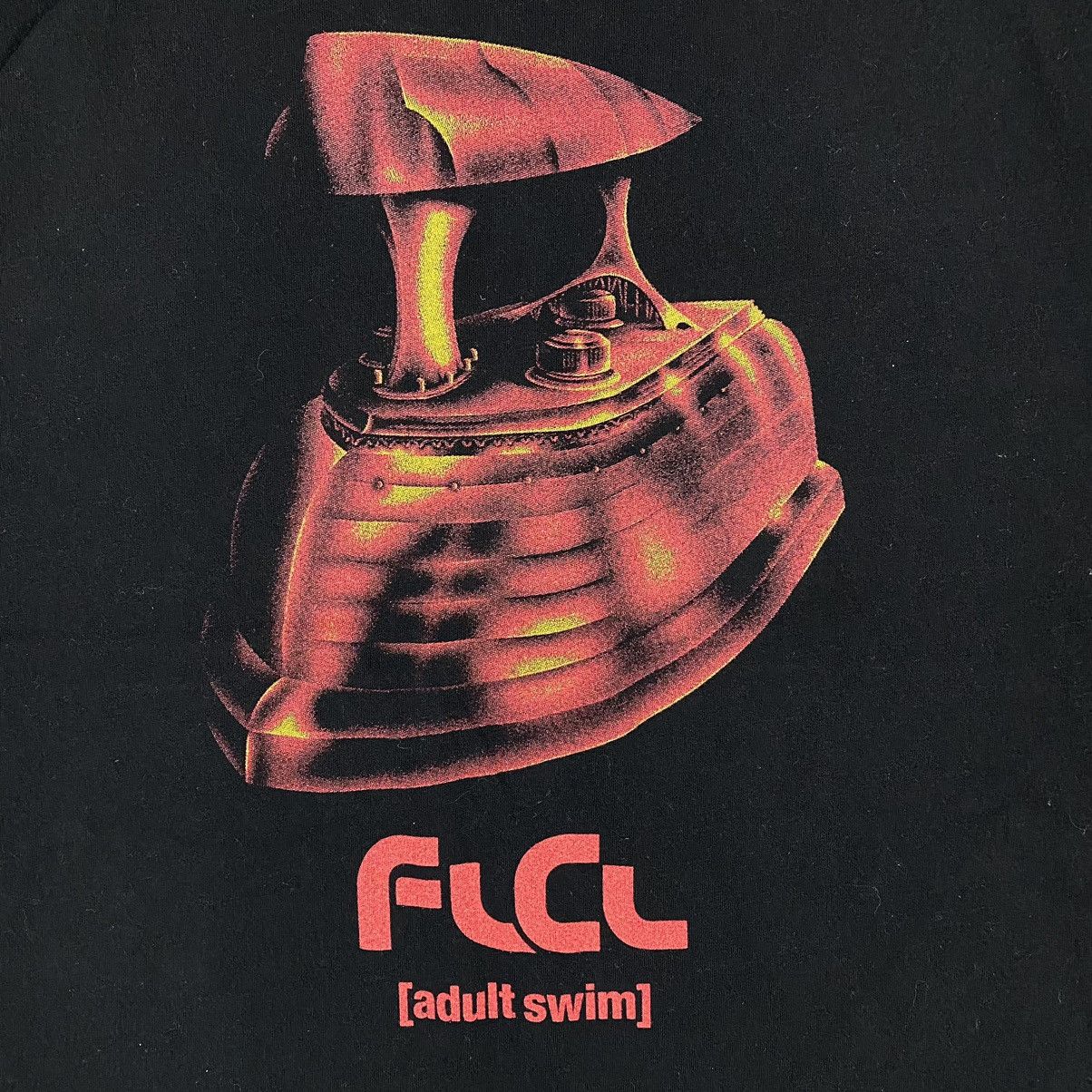 Anime × Japanese Brand FLCL FOOLY COOLY MEDICAL MECHANICA ANIME GRAPHIC TEE Size US S / EU 44-46 / 1 - 3 Thumbnail