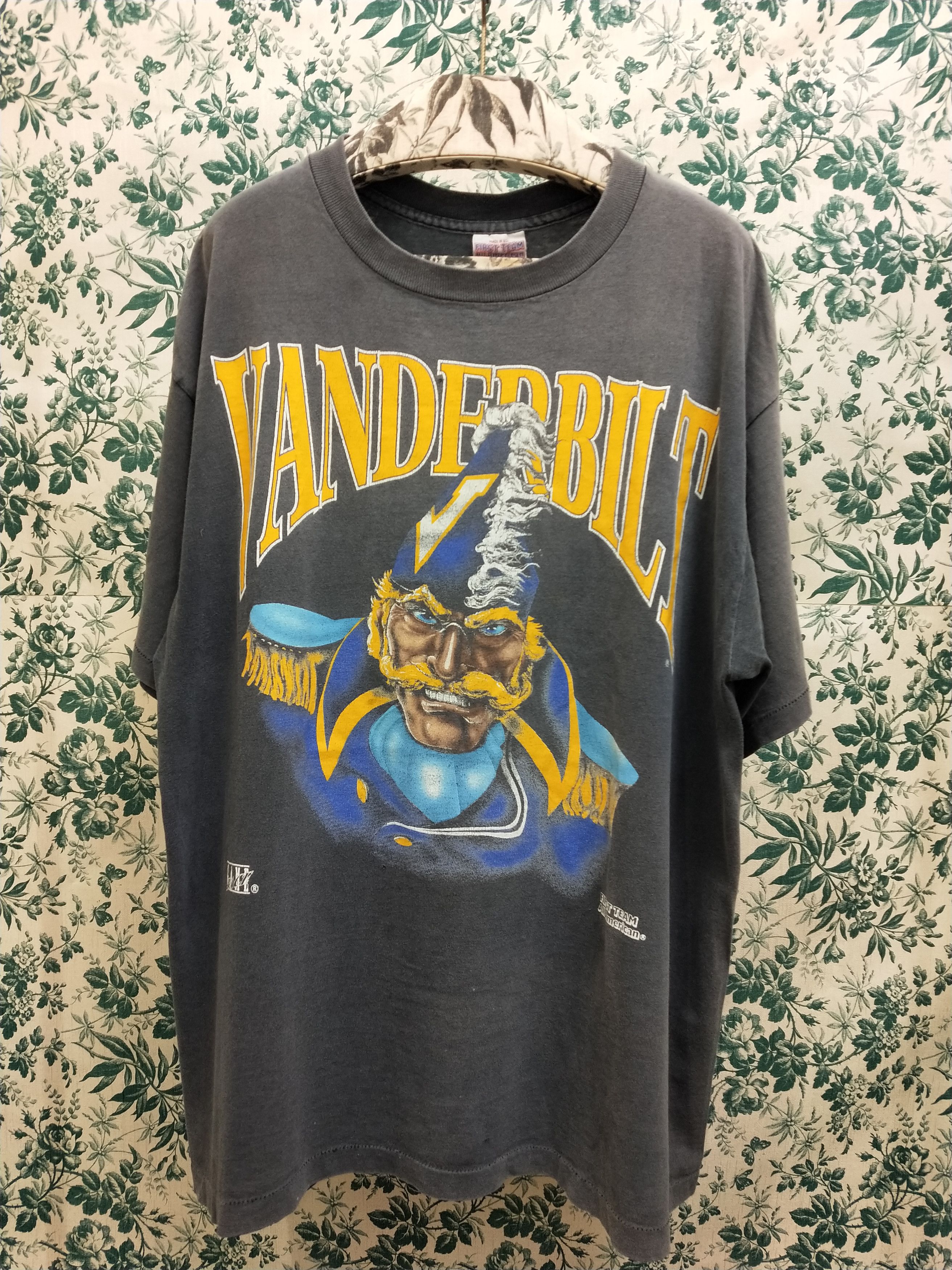 Vintage Vanderbilt First Team All American Tee Size US XL / EU 56 / 4 - 1 Thumbnail