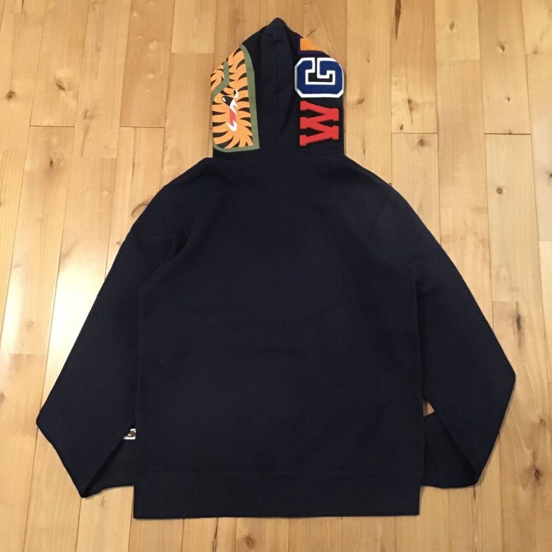 Bape BAPE WGM Shark Full Zip Hoodie Navy a bathing ape Size US L / EU 52-54 / 3 - 2 Thumbnail