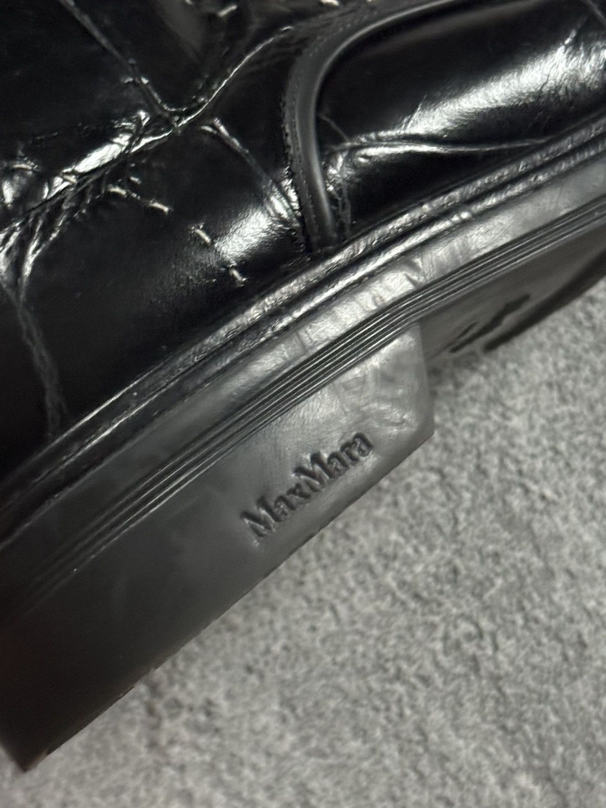Max Mara Max Mara 37size black varnished leather shoes boots casual Size US 7 / IT 37 - 20 Thumbnail