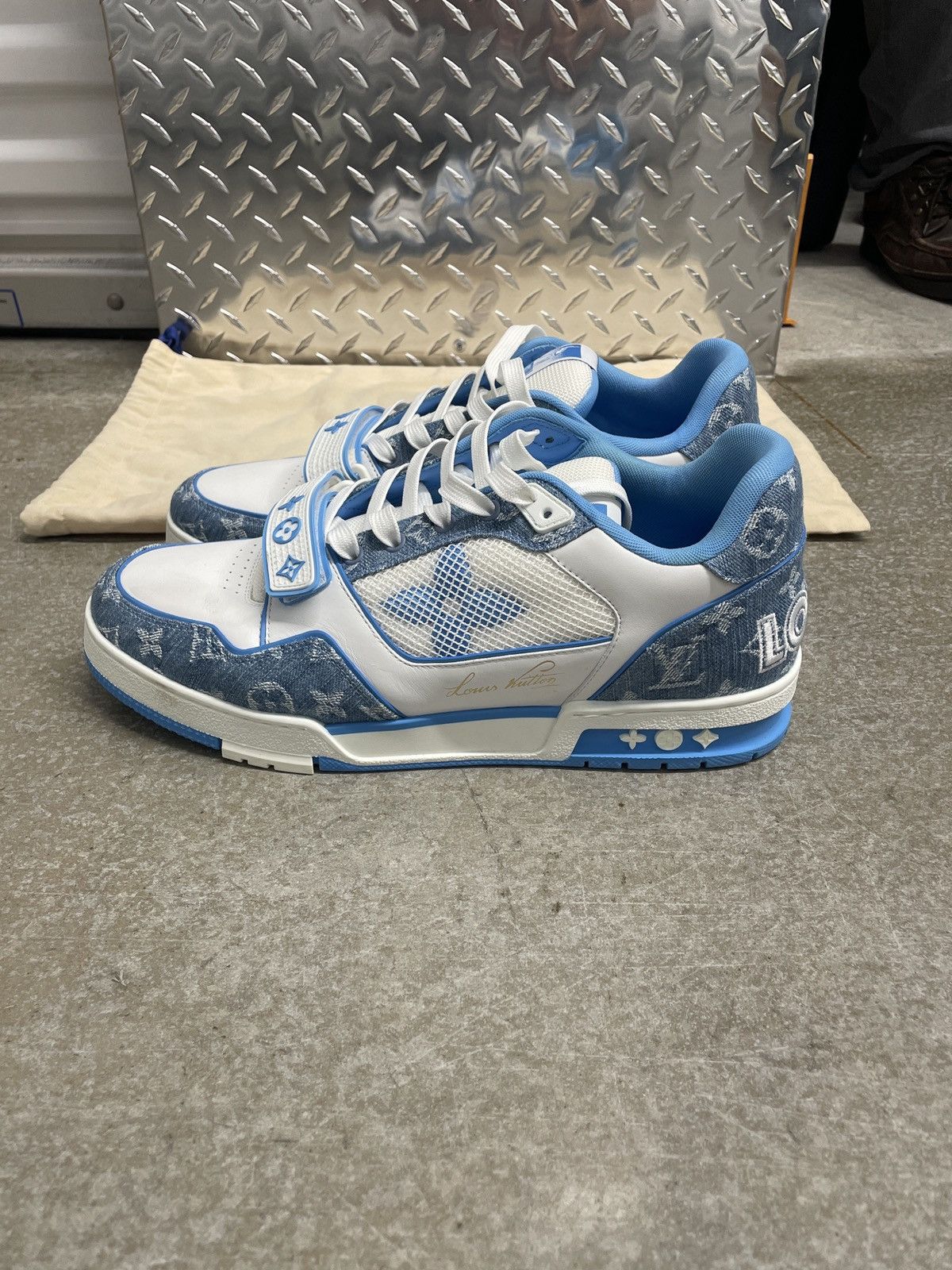 Louis Vuitton Louis Vuitton Blue Denim Sneaker Size US 10 / EU 43 - 1 Thumbnail