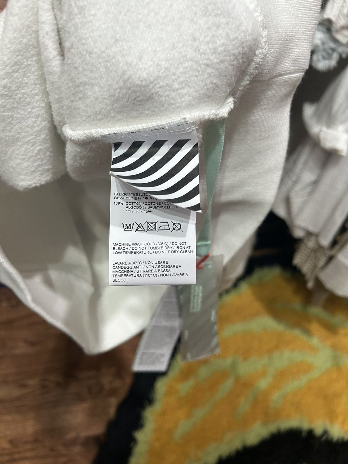Dover Street Market × Off-White Off-White x DSM “watch your back” crewneck Size US XL / EU 56 / 4 - 7 Thumbnail