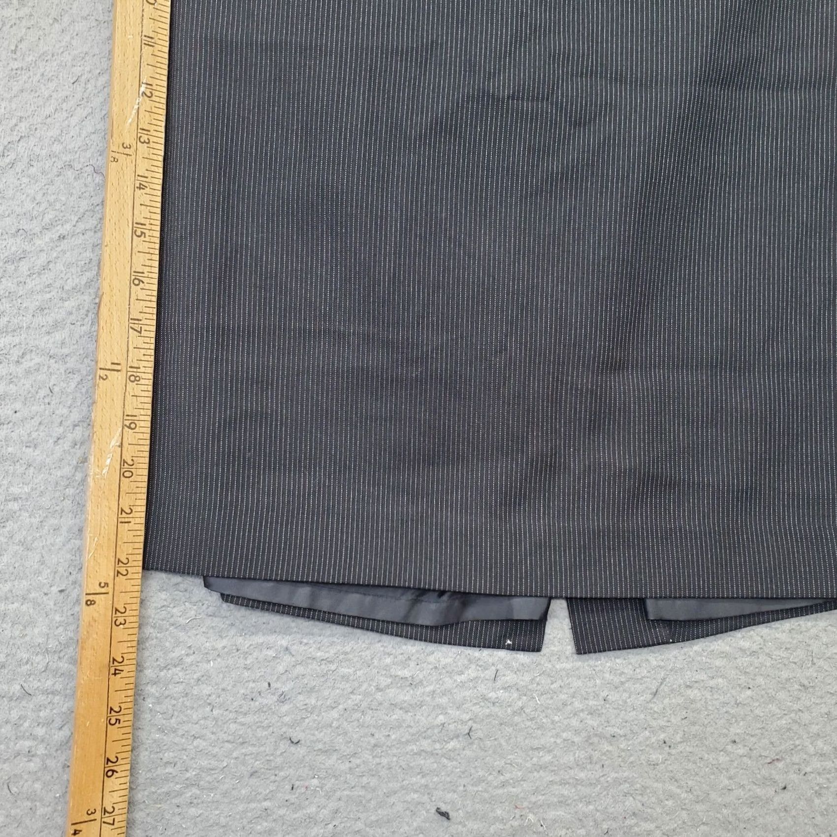 Ann Taylor Ann Taylor Skirt Womens 6 Pinstripe Lined Slit Back Zip Pencil Straight & Size 28" / US 6 / IT 42 - 3 Thumbnail
