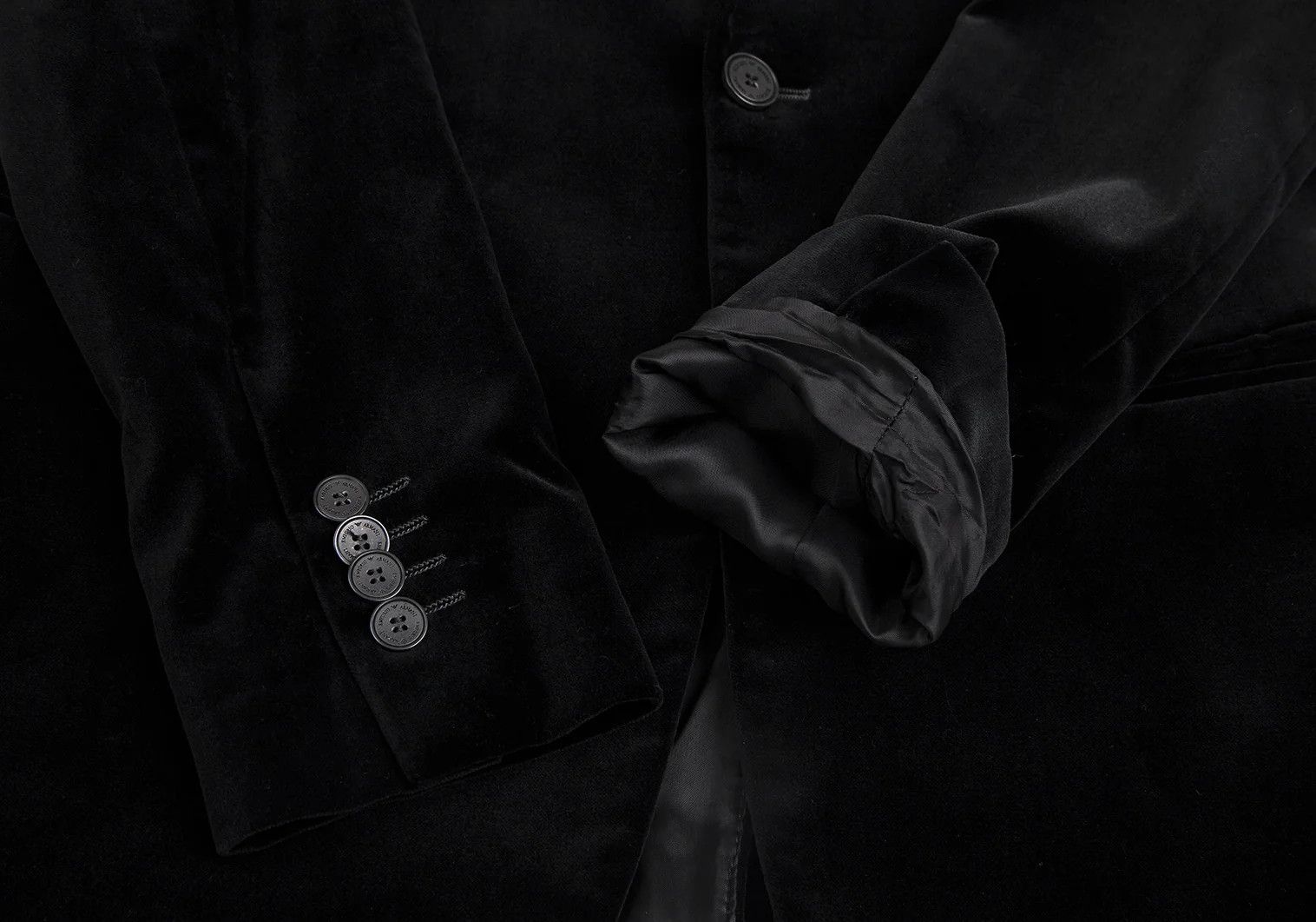 Emporio Armani Velvet 1-Button Jacket in Black Size 46 Size US S / EU 44-46 / 1 - 5 Thumbnail