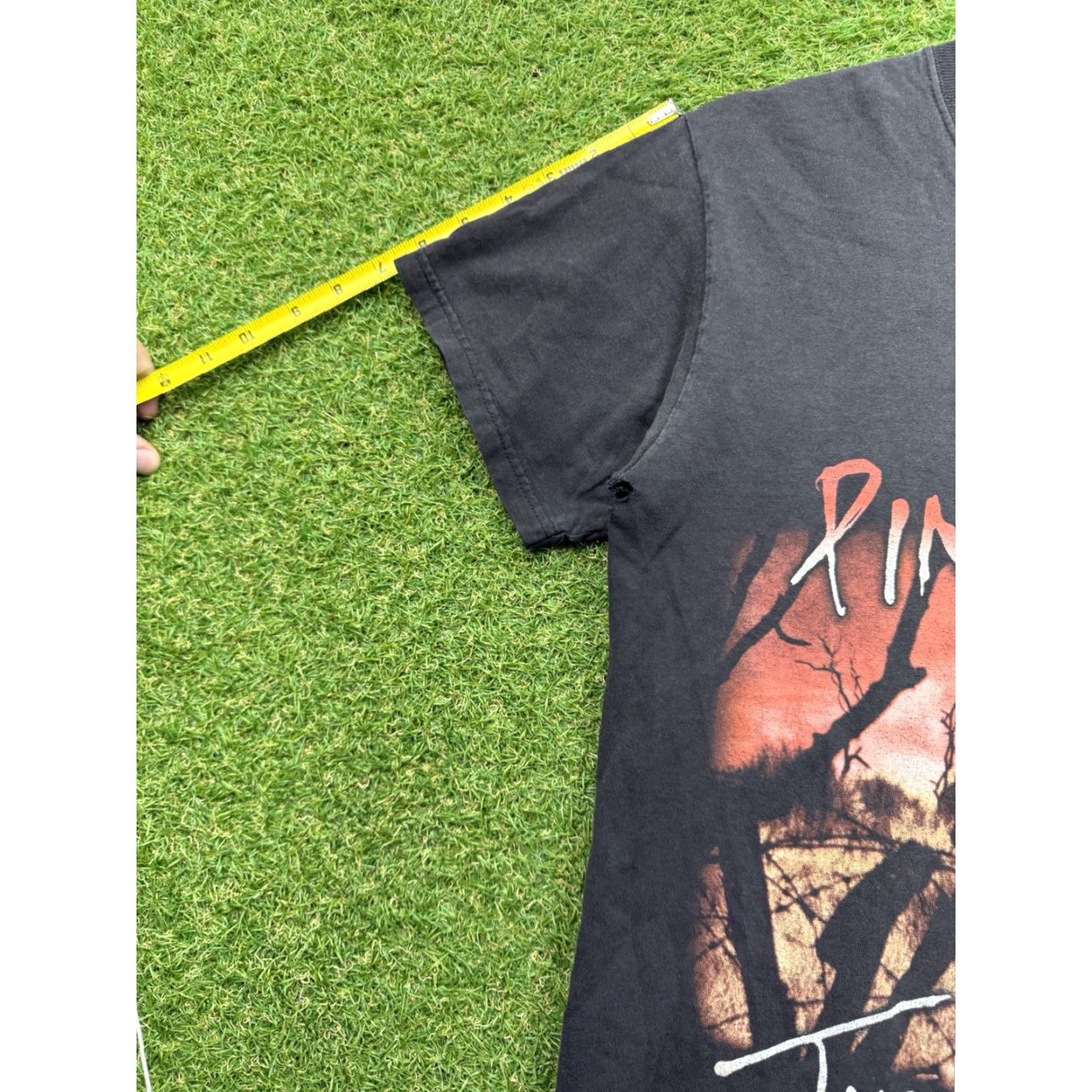 Vintage Pink Floyd The Wall Shirt Mens Small Band Tee Graphic Print Grunge Punk Music Size US S / EU 44-46 / 1 - 5 Thumbnail
