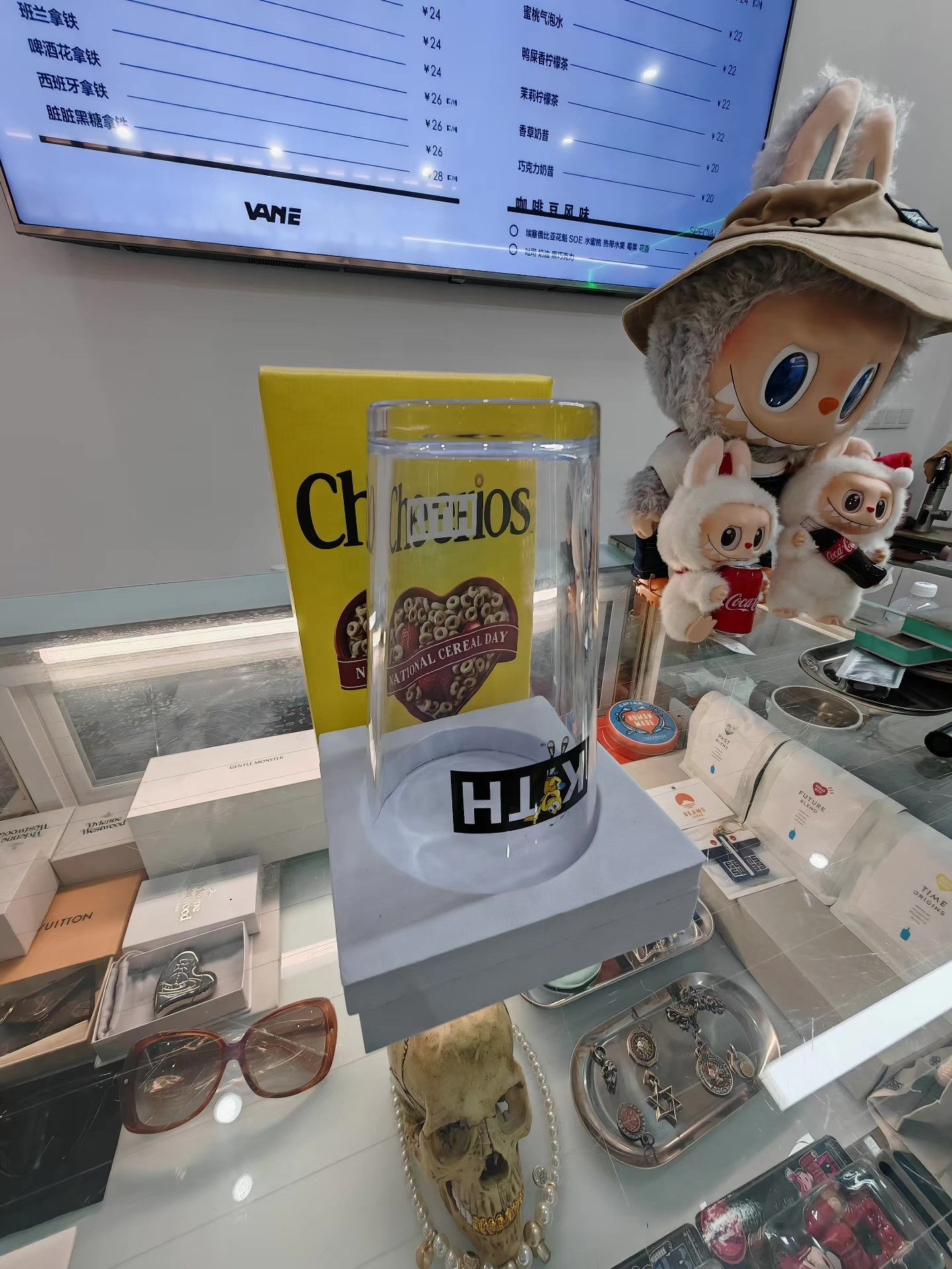 Kith Kith Treats x Cheerios Collaborative Glass Cup。 Q15 Size ONE SIZE - 1 Thumbnail