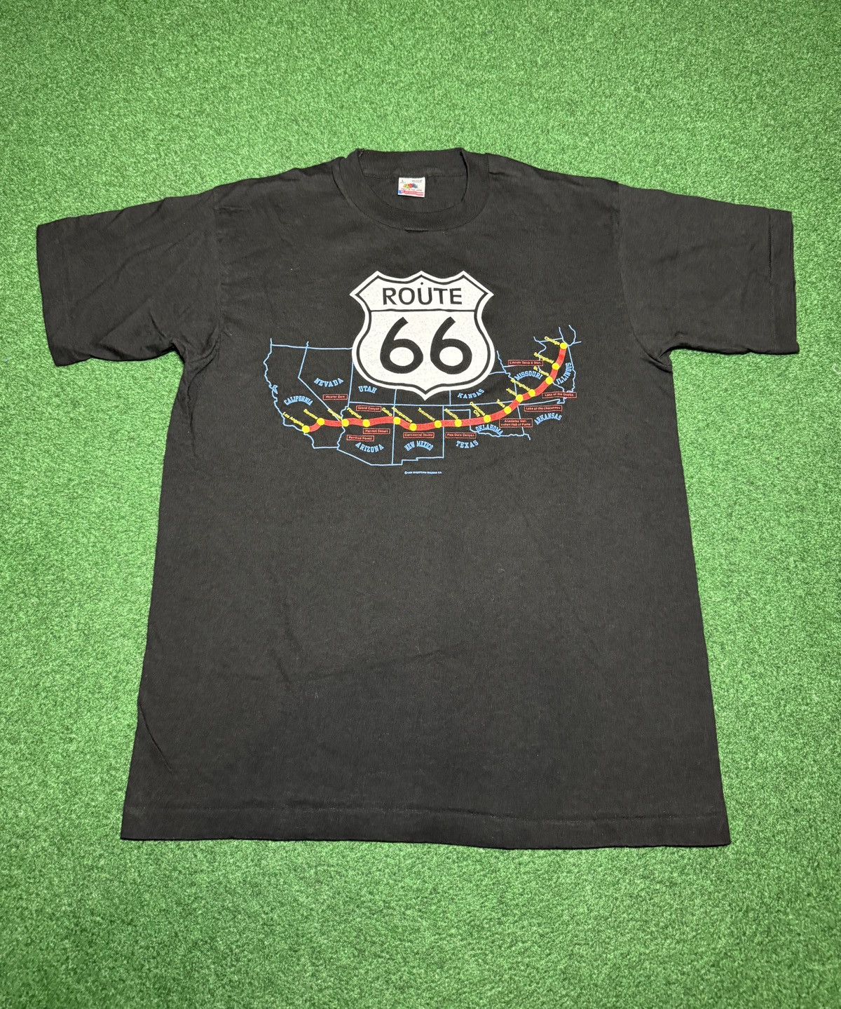 Vintage Vintage 90s Route 66 Map Road Trip Highway Large T Shirt Size US L / EU 52-54 / 3 - 1 Thumbnail