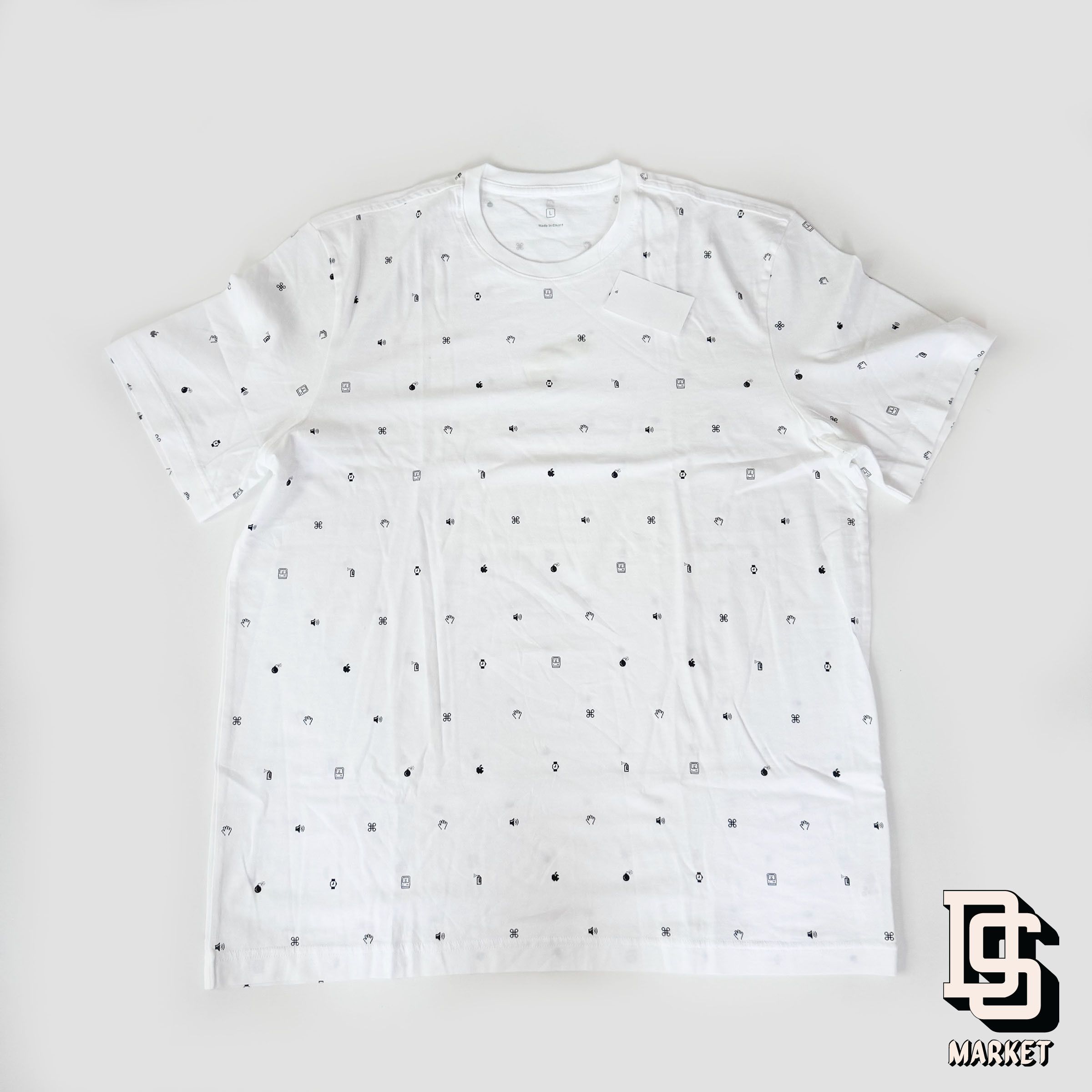 Apple APPLE MINI PIXEL ALL OVER TEE APPLE EMPLOYEE STORE Size US L / EU 52-54 / 3 - 1 Thumbnail