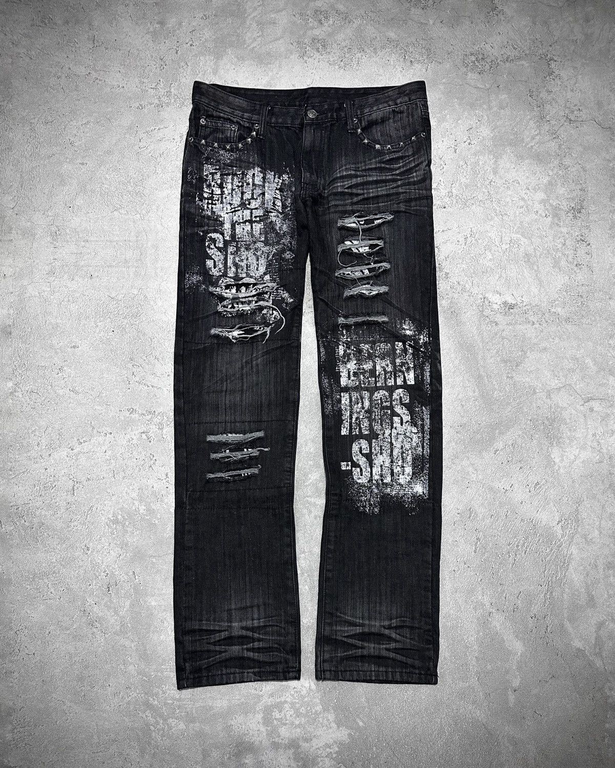 Japanese Brand 2000s Bernings Sho Studded Distressed Jeans Size US 33 - 1 Thumbnail