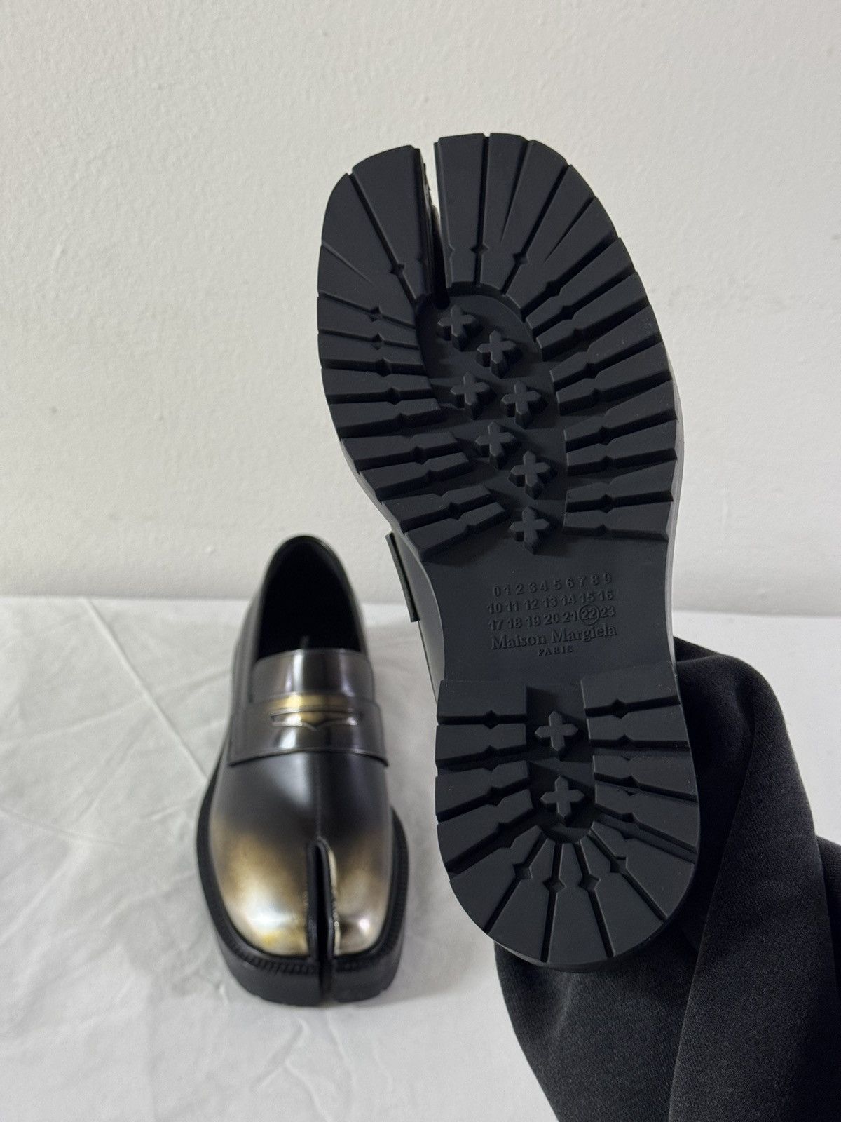 Maison Margiela Maison Margiela Tabi Platform Loafers - Black / Gold 39 Size US 9 / IT 39 - 8 Thumbnail
