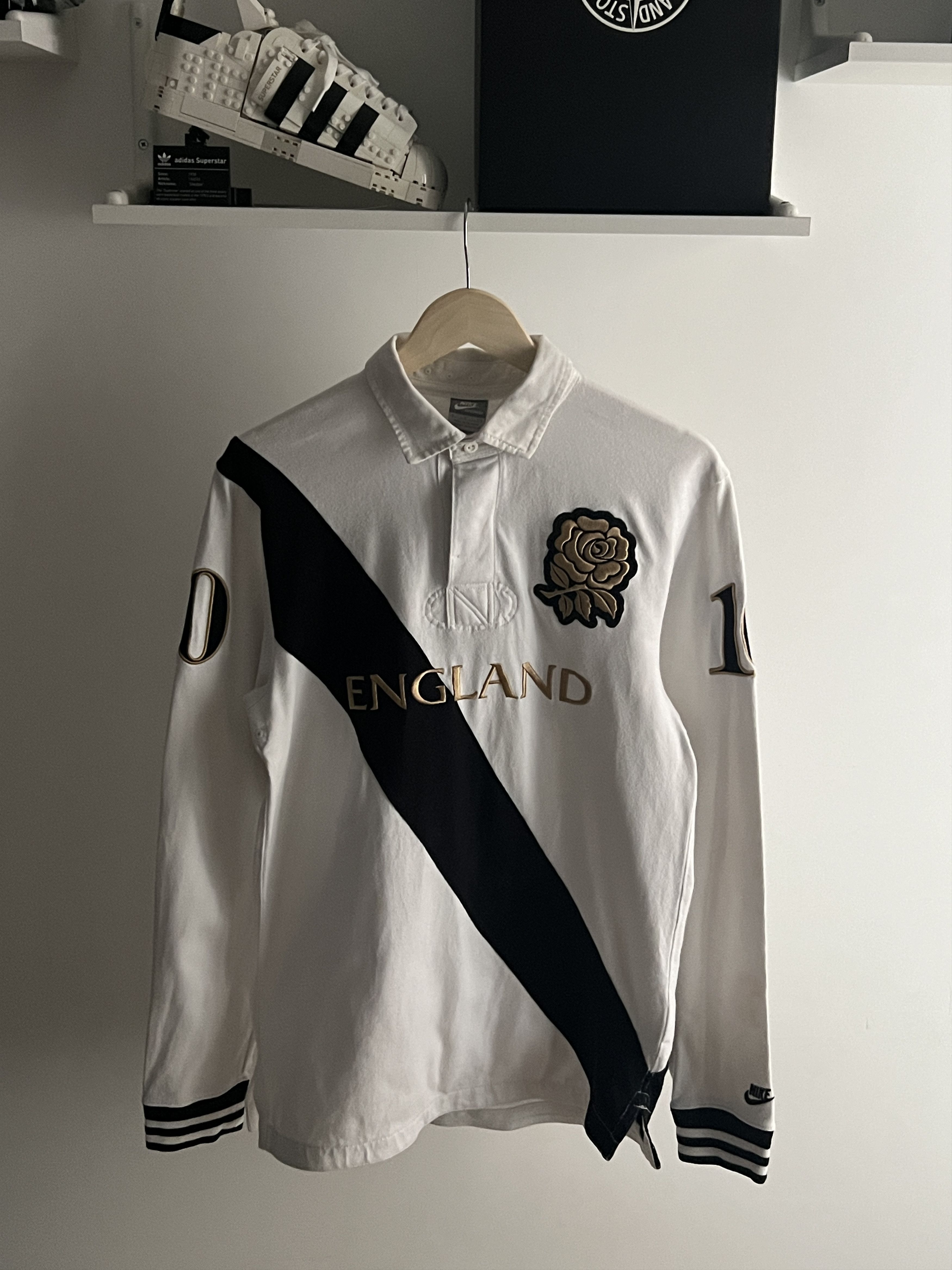 Nike Vintage Nike Rugby Golden England 10 Long Sleeve Size US S / EU 44-46 / 1 - 1 Thumbnail