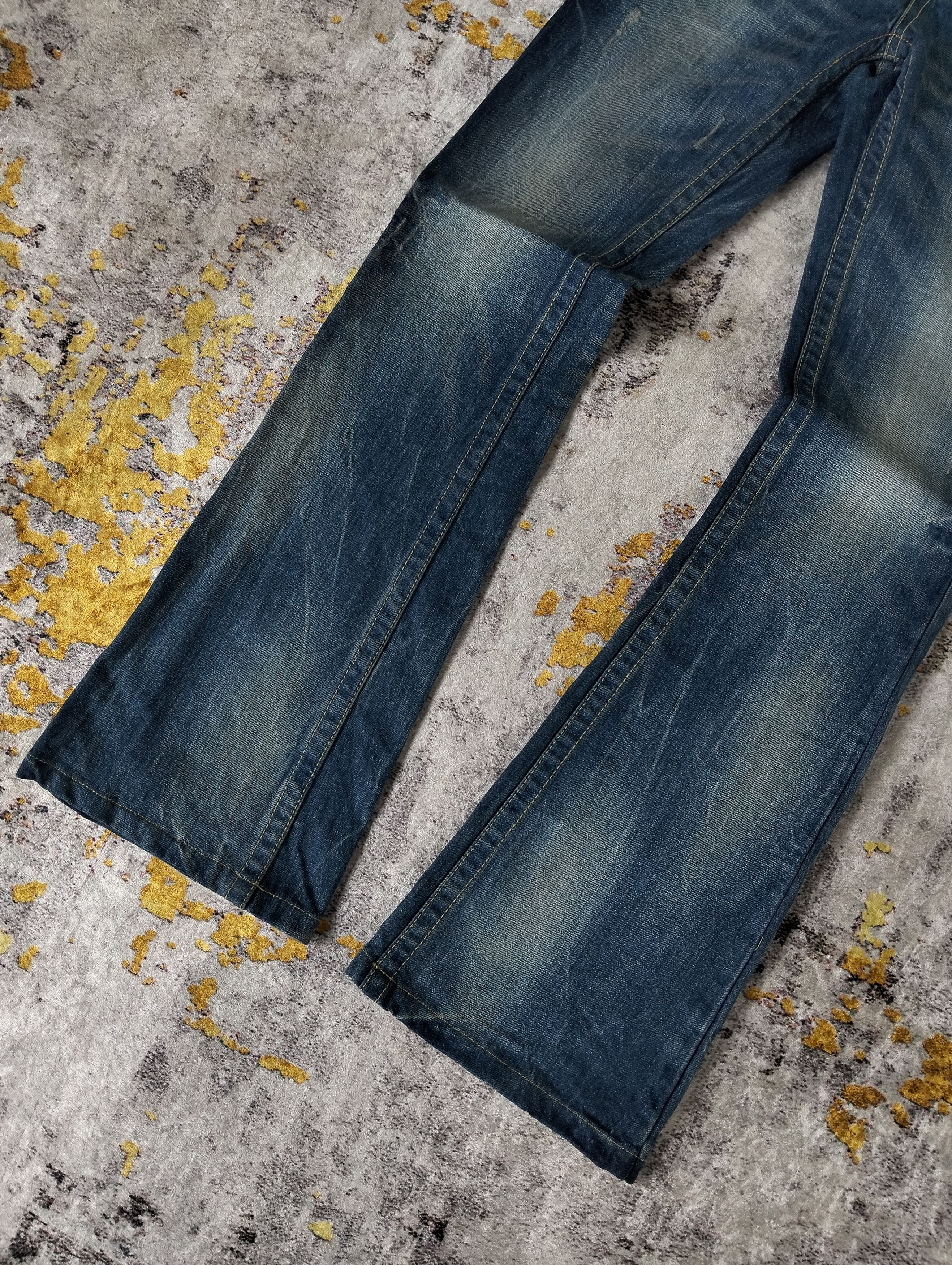 Tornado Mart Japanese Red Pepper Flared Bootcut Low Rise Jeans Size 26" / US 2 / IT 38 - 4 Thumbnail