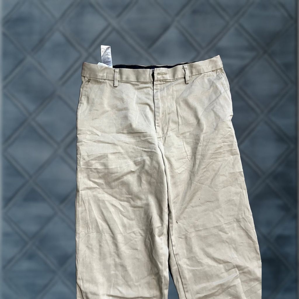 Dockers Dockers Mens Size 32x32 Relaxed Fit Pants Beige Chino Flat Front Straight Leg 90s Theme Mens Pants Beige Dockers D4 Regular Size 32 Inseam 32in Size US 32 / EU 48 - 1 Thumbnail