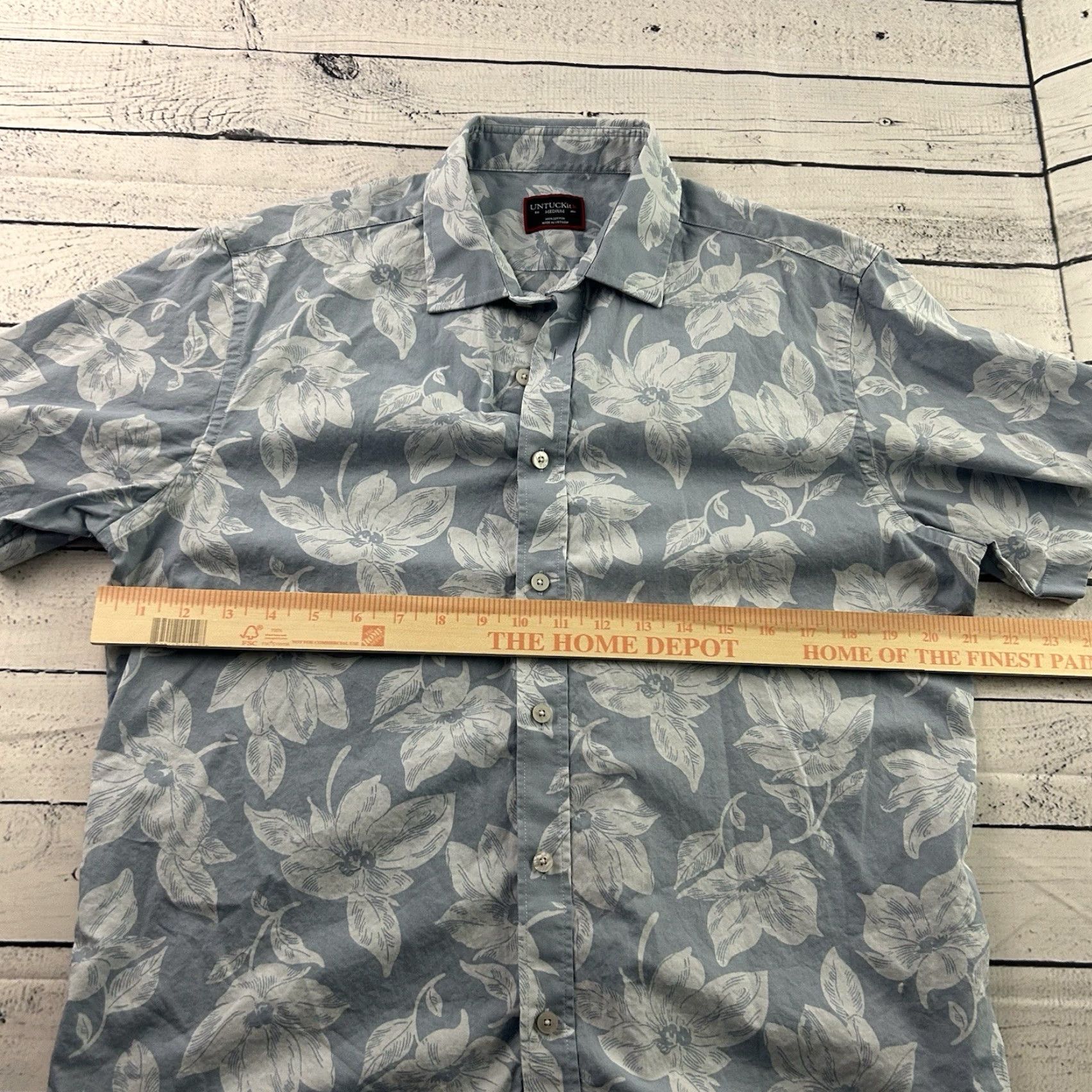 UNTUCKit UNTUCKit Button-Up Shirt Hawaiian Short Sleeve Daddario Mens M Blue Cotton Button-Up, Casual, Vintage: No Size US M / EU 48-50 / 2 - 4 Thumbnail