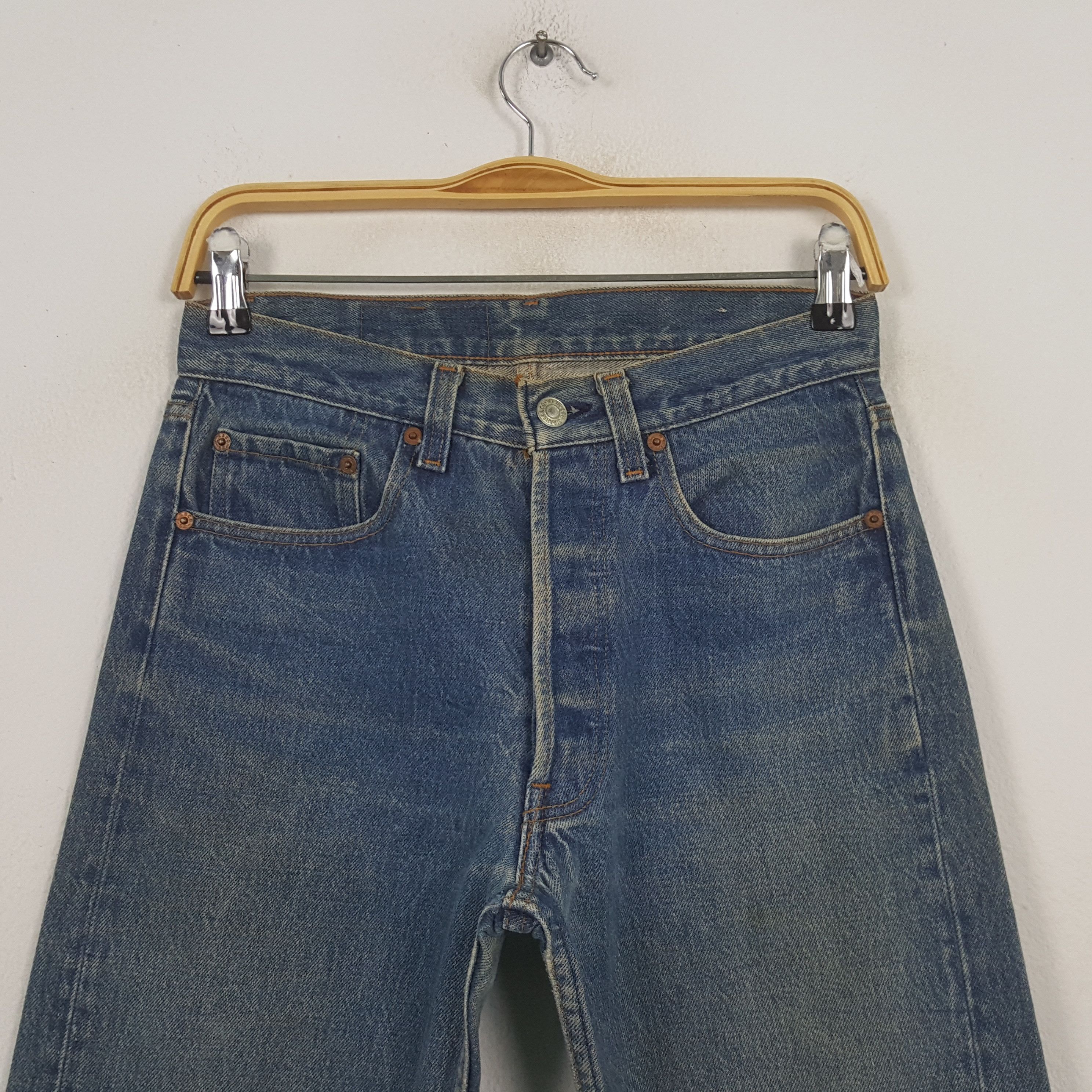 Levi's Vintage 90's Levi's 501 American Brand Jeans RR17 Size US 27 - 2 Thumbnail