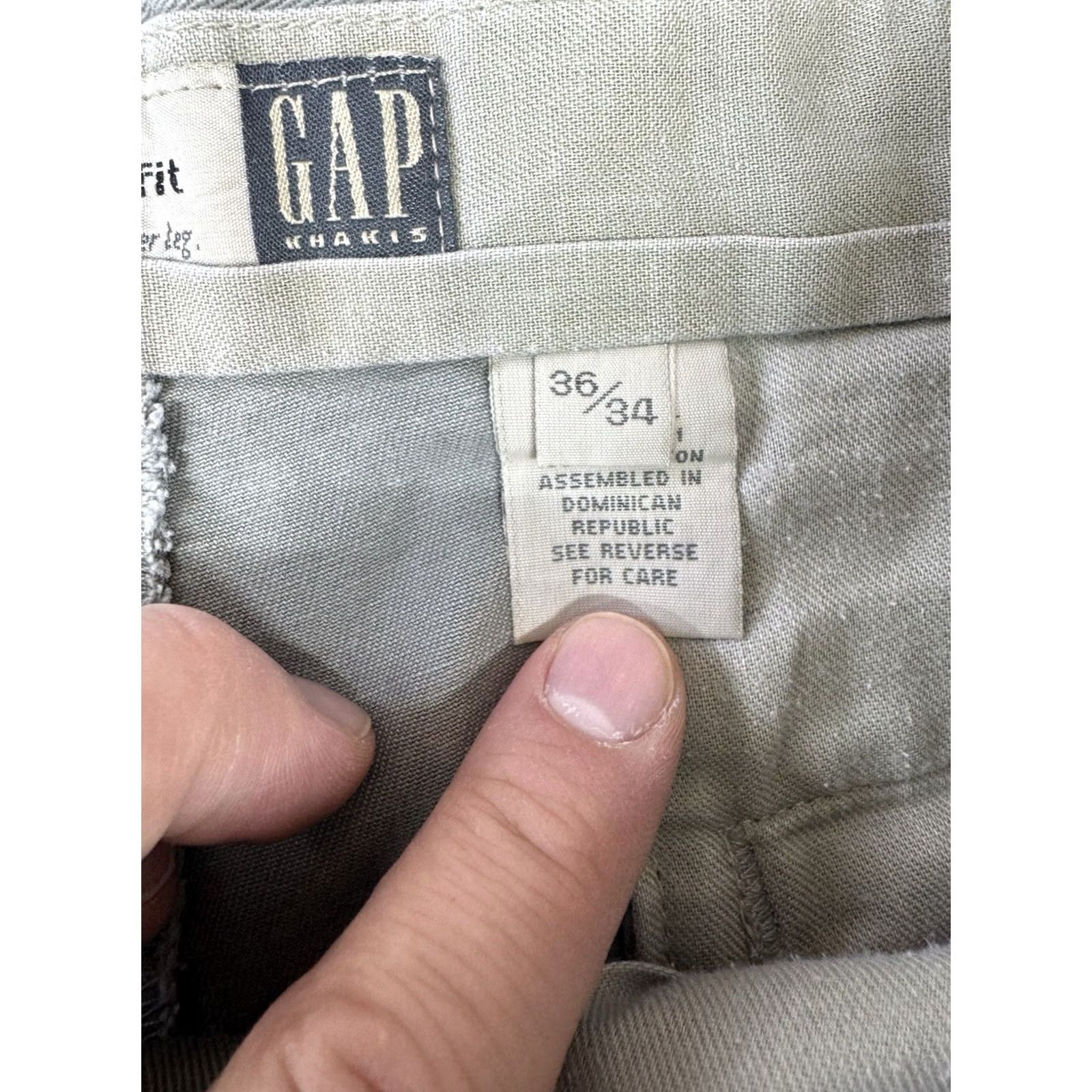 Gap VINTAGE Gap Khakis Pants Mens 36x34 Relaxed Pleated Front Beige Tan 90s USA Mens Size US 36 / EU 52 - 4 Thumbnail