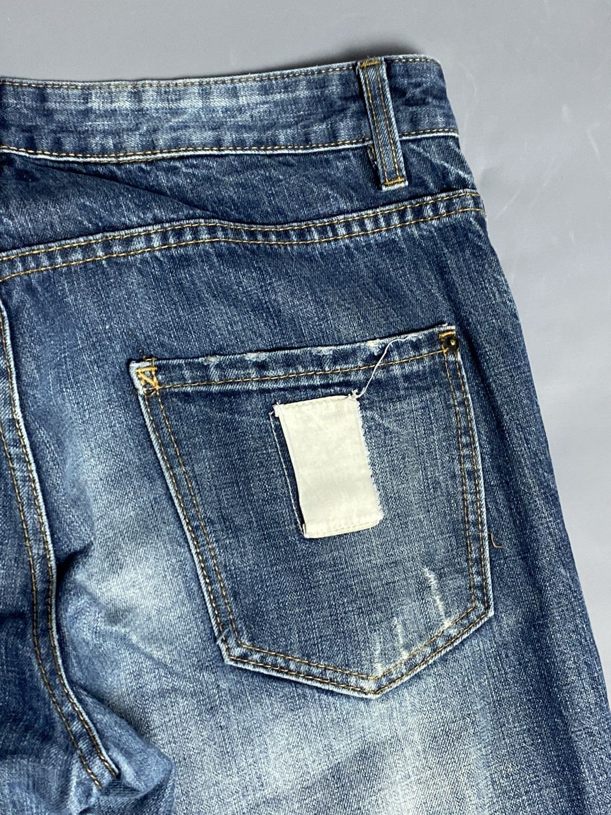 Dsquared2 Vtg DSQUARED2 Blue Distressed Jeans Size 52 Straight 35x31 Size US 36 / EU 52 - 16 Thumbnail