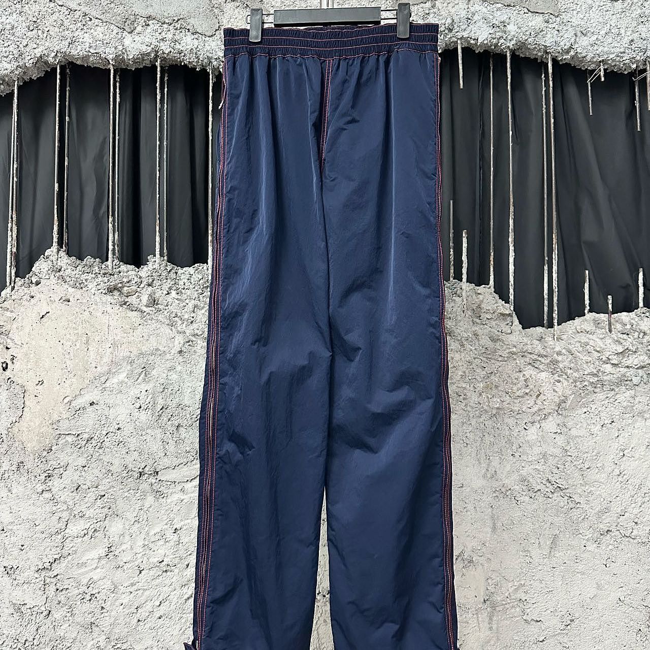 Bottega Veneta Bottega Veneta Contrast Stitch Nylon Casual Pants S Size US 30 / EU 46 - 1 Thumbnail