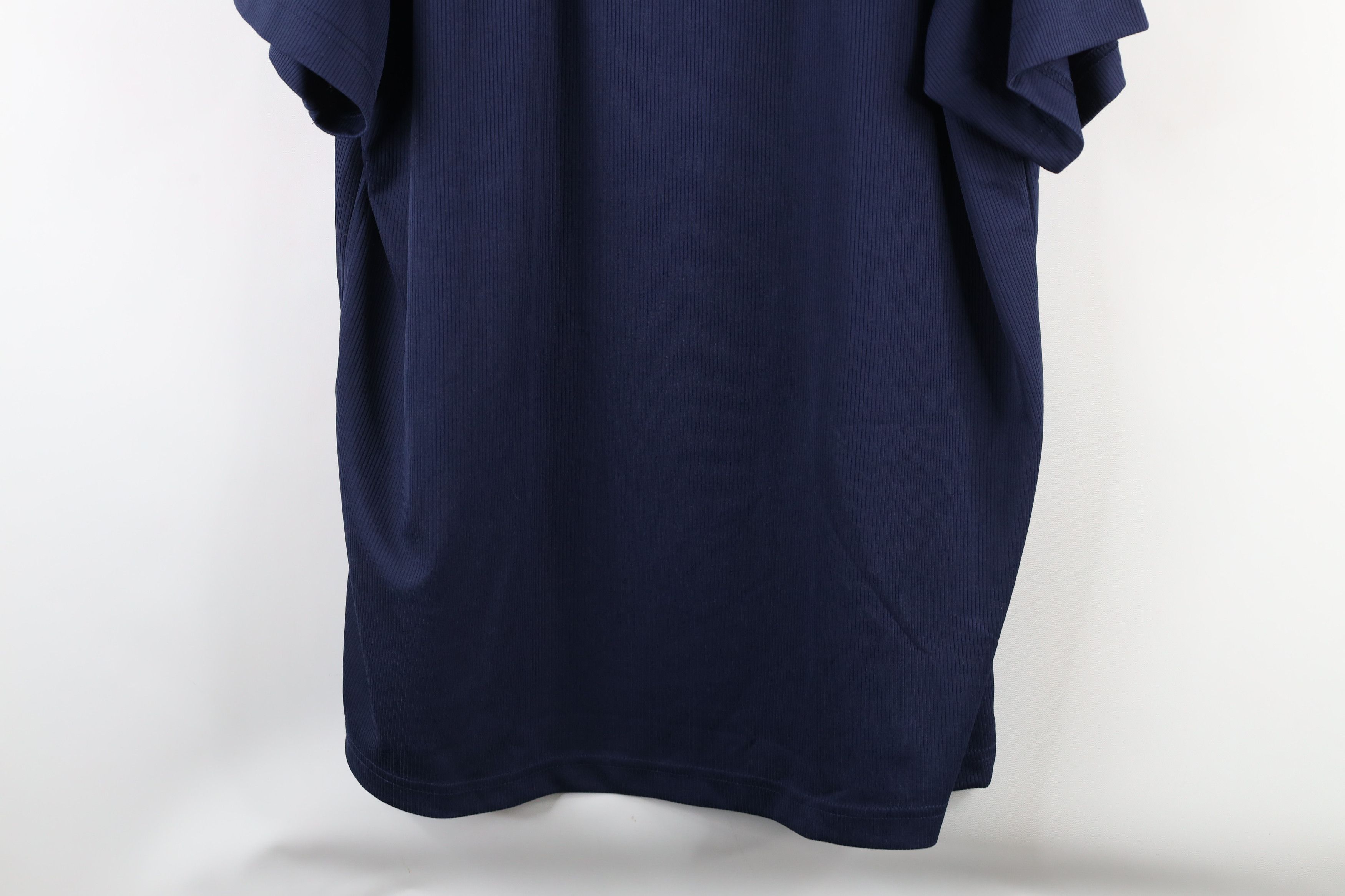 Vintage Vintage 90s Streetwear Knit Short Sleeve V-Neck T-Shirt Blue Size US XL / EU 56 / 4 - 3 Thumbnail