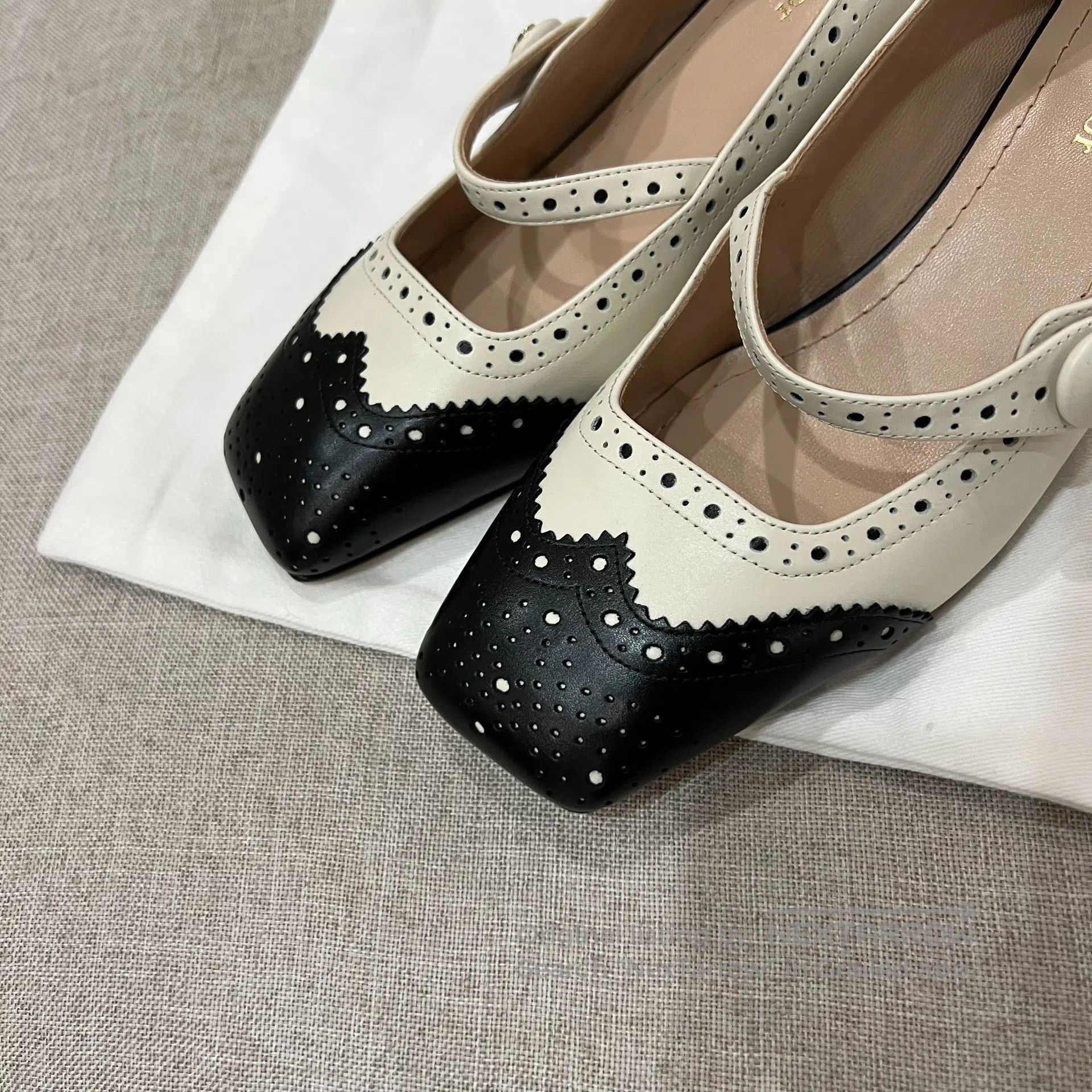 Dior Dior CD logo embossed square-toed Mary Jane shoes| Size US 6 / IT 36 - 3 Thumbnail