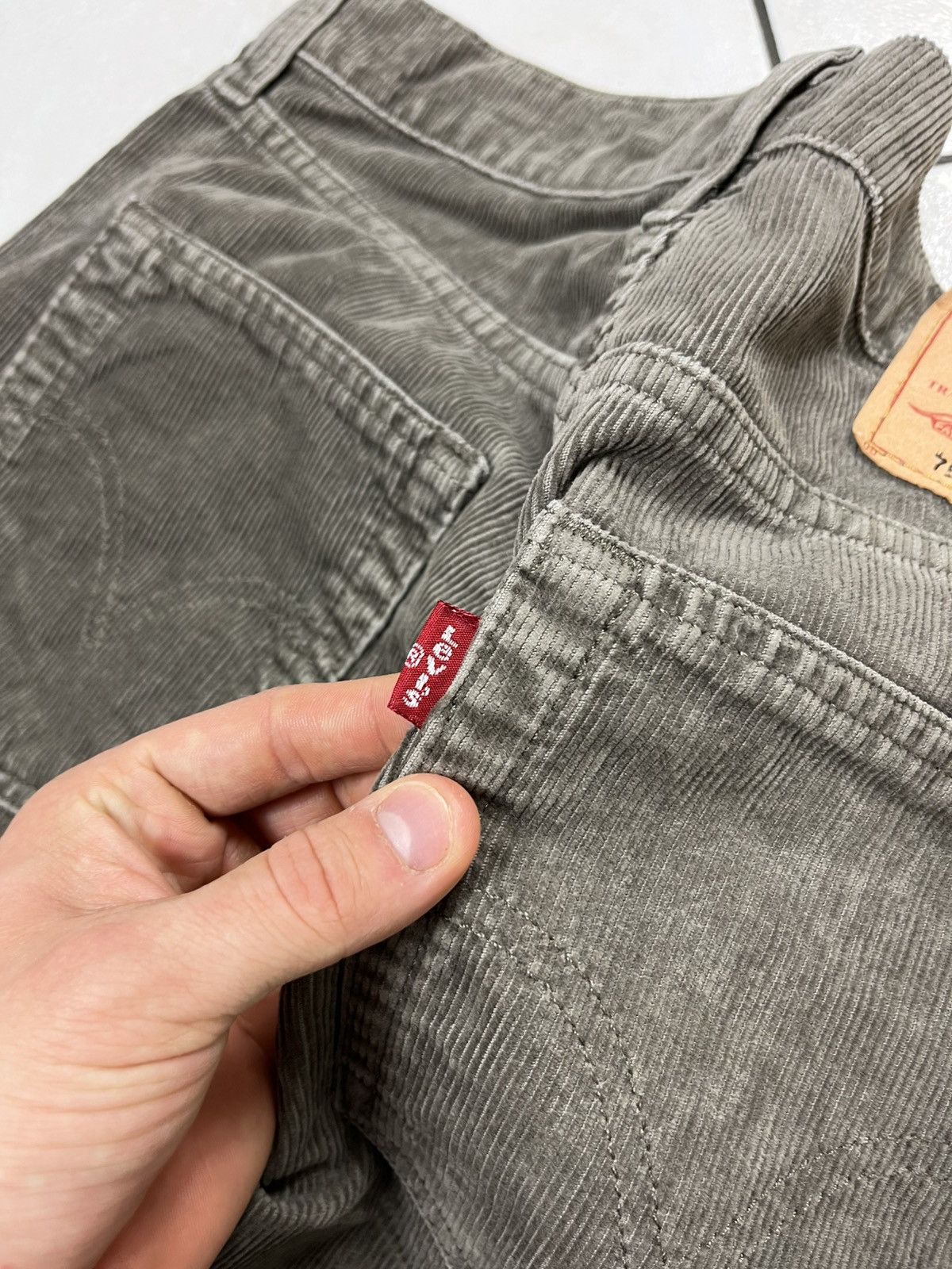 Levi's × Vintage Vintage Levi’s 751 corduroy velvet regular pants trousers Size US 32 / EU 48 - 18 Thumbnail