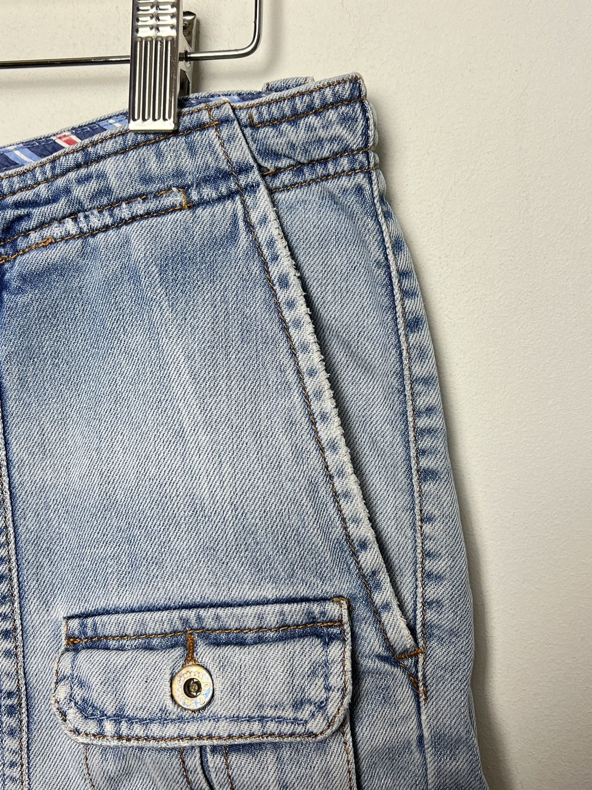 Dolce & Gabbana Dolce & Gabbana washed denim cargo shorts Size US 32 / EU 48 - 6 Thumbnail