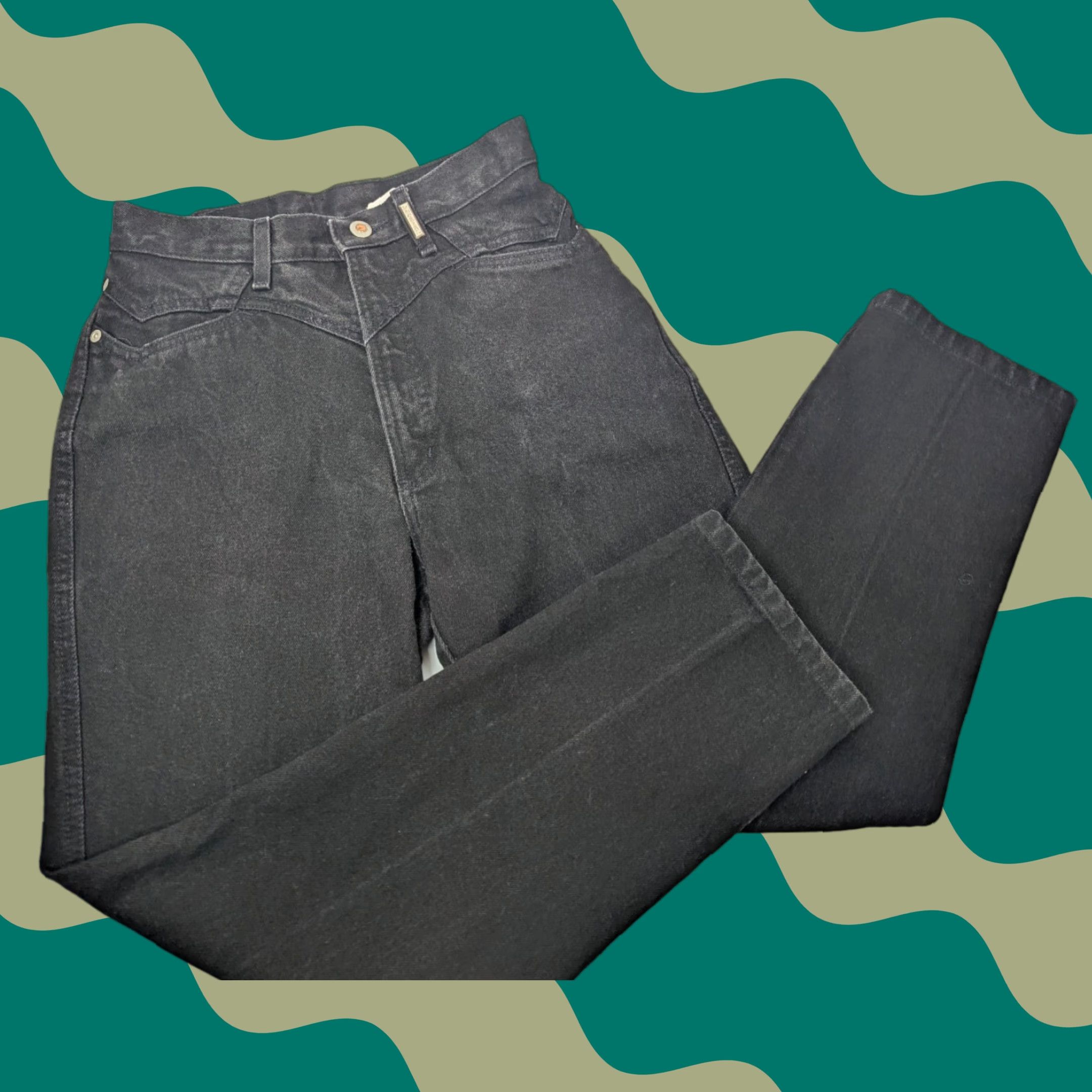 Vintage VINTAGE Rockies Jeans Womens 28/7 Black High Rise Straight Denim Jeans Women 28/7 Black Vintage Rocky… Size 28" / US 6 / IT 42 - 1 Thumbnail