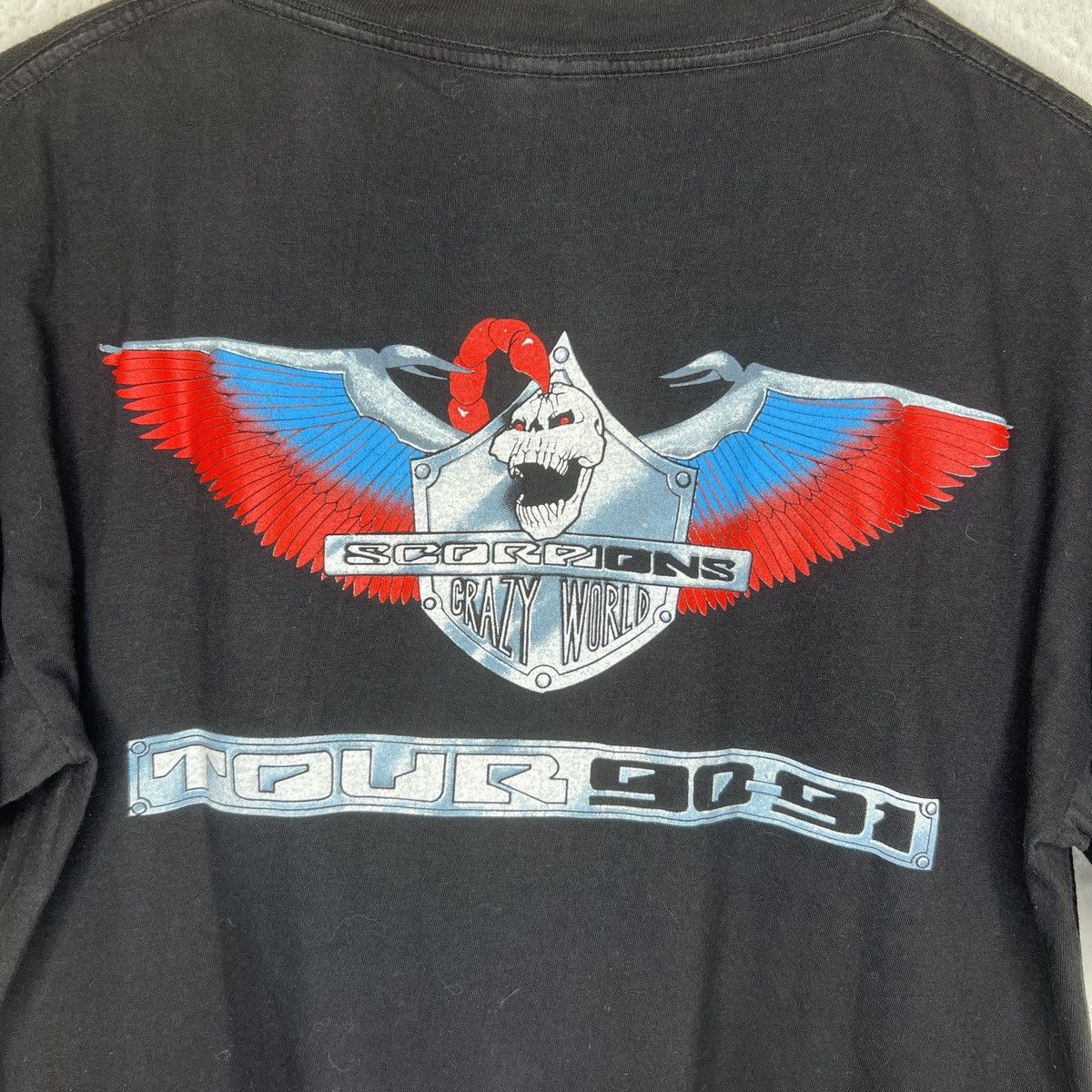 Band Tees Vintage 1990 Scorpions Tshirt Tee Tour 90-91 Crazy World 90s Size US L / EU 52-54 / 3 - 9 Thumbnail